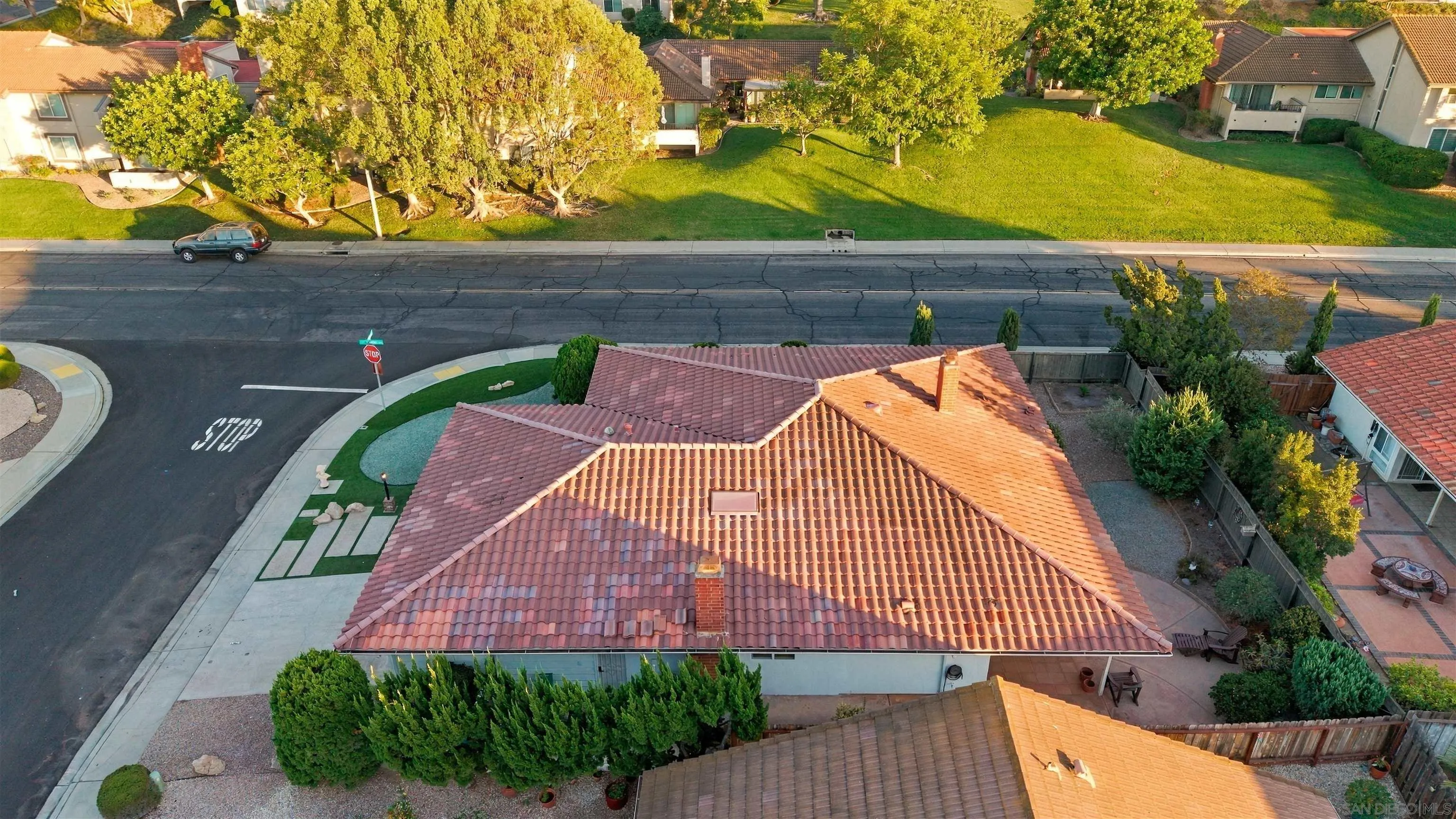 https://cdn.realtyfeed.com/cdn/127/260024507/a8a8f21389659b0d7ede9af900be78d4.webp