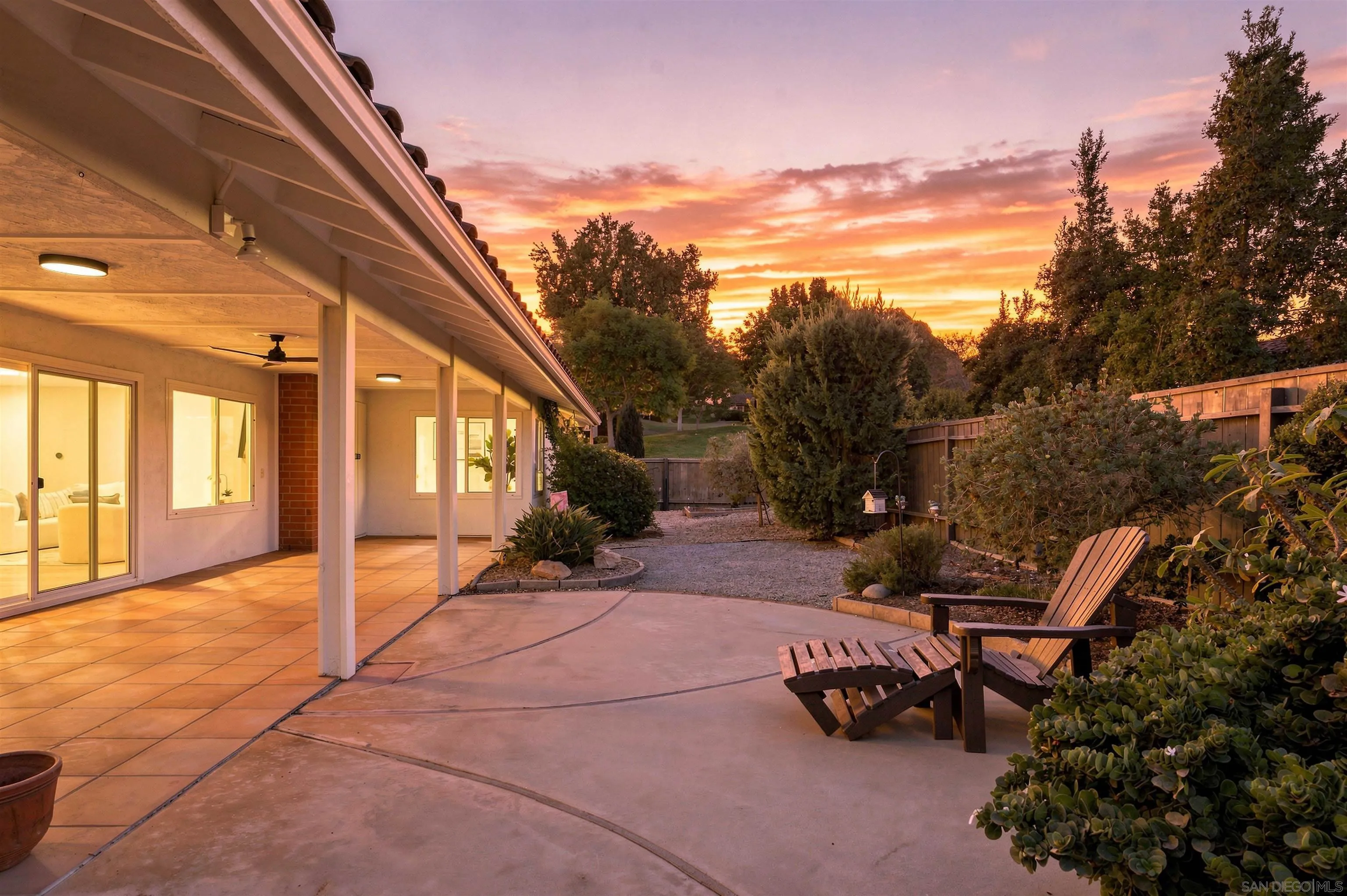 https://cdn.realtyfeed.com/cdn/127/260024507/c4c2529a073a9a58f2a0a25fc5de0a48.webp