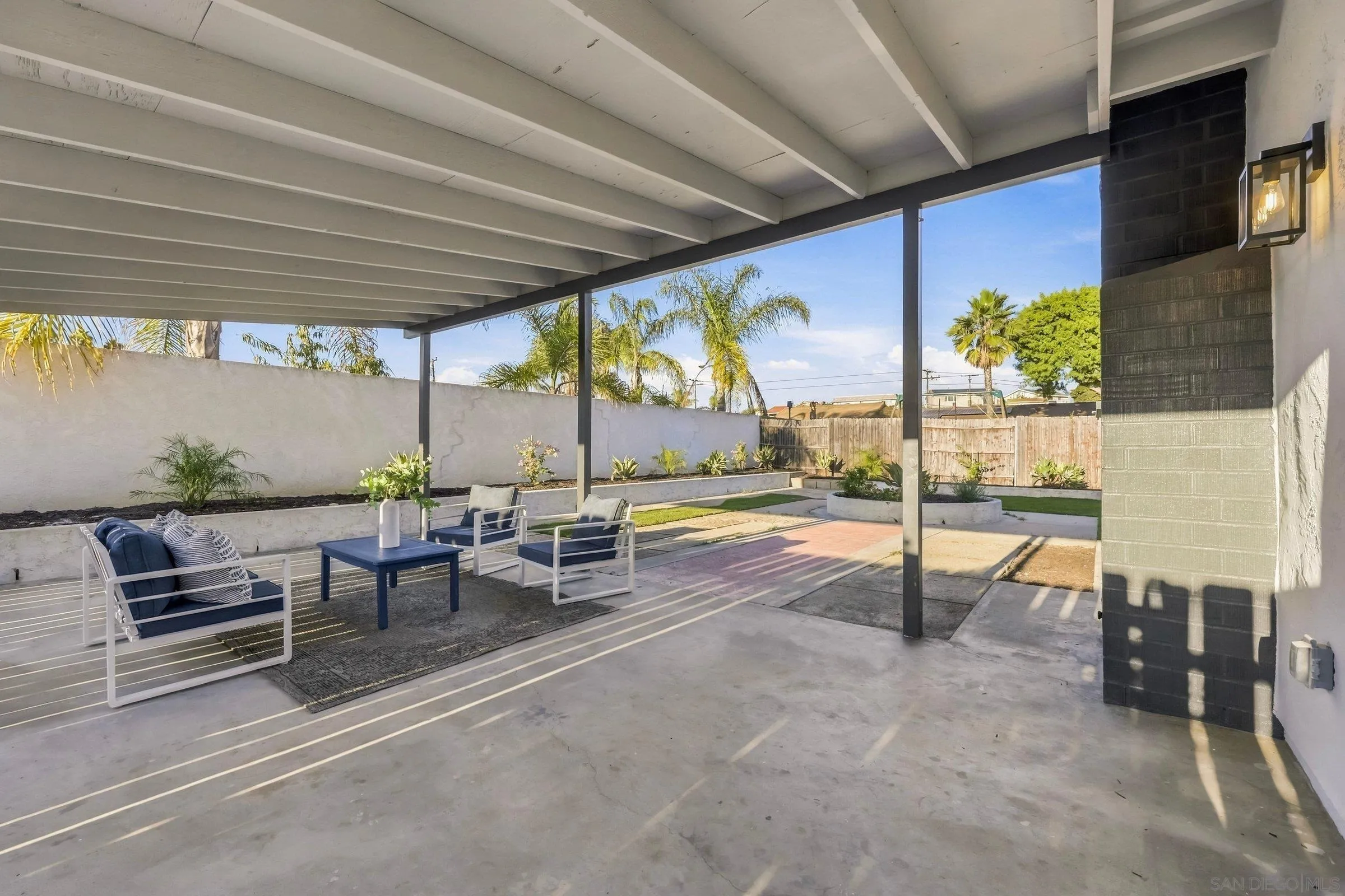 https://cdn.realtyfeed.com/cdn/127/260024509/02af12d8c4c2f9f5697917a2f9053391.webp