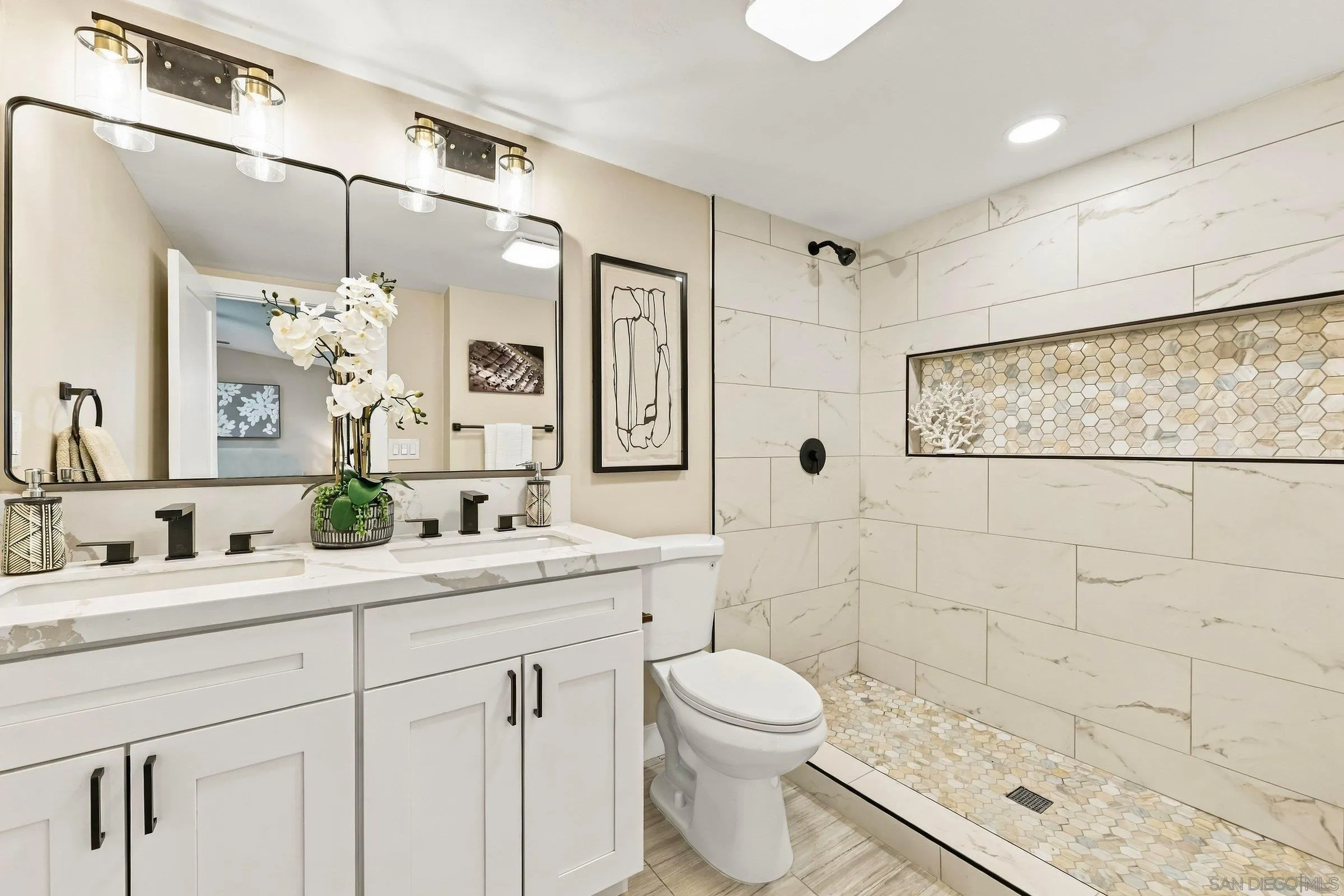 https://cdn.realtyfeed.com/cdn/127/260024509/29c5cd9be03da53cdb4e88ca5f5059d4.webp