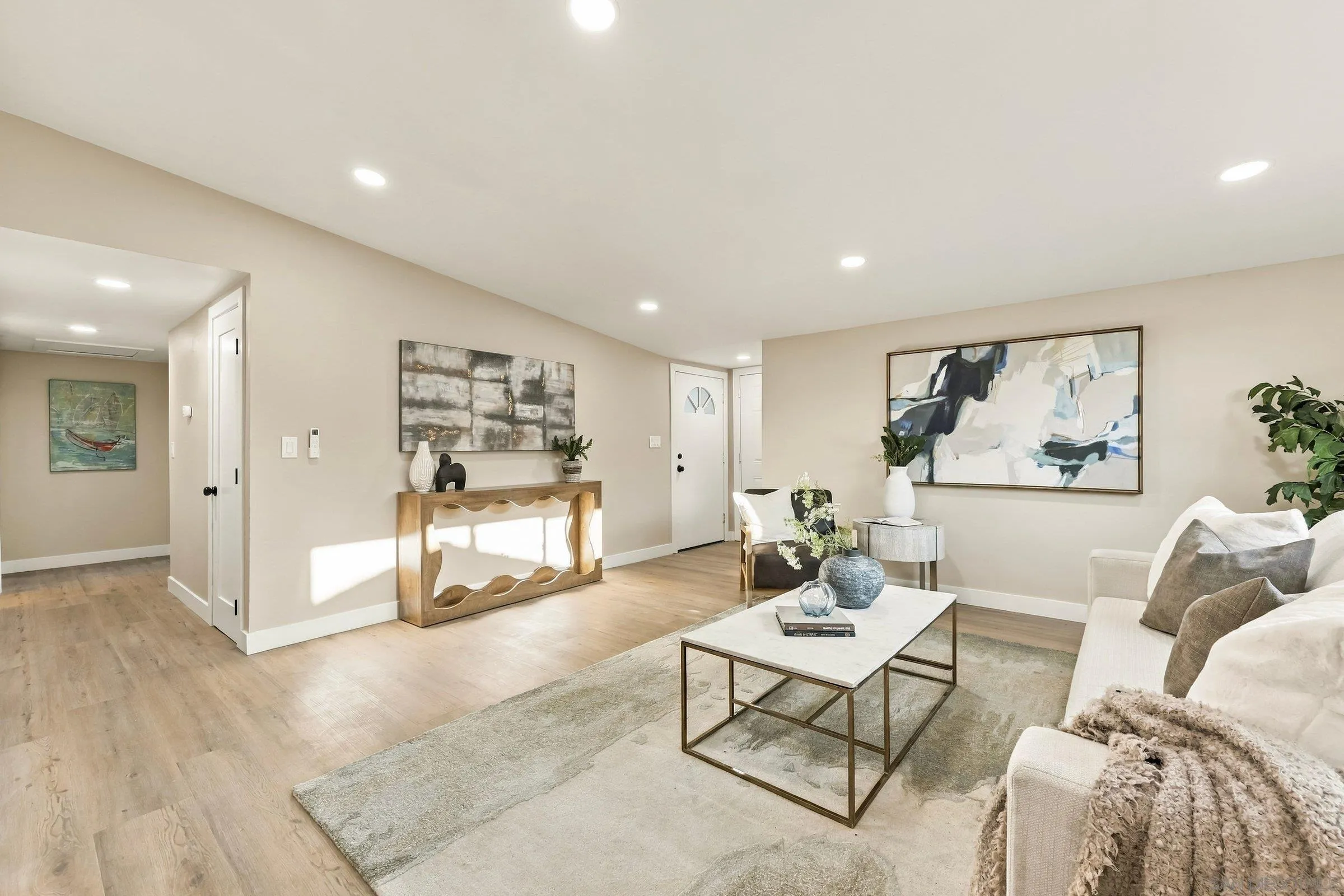 https://cdn.realtyfeed.com/cdn/127/260024509/afc528e1df2833d617eea9eaaa474695.webp