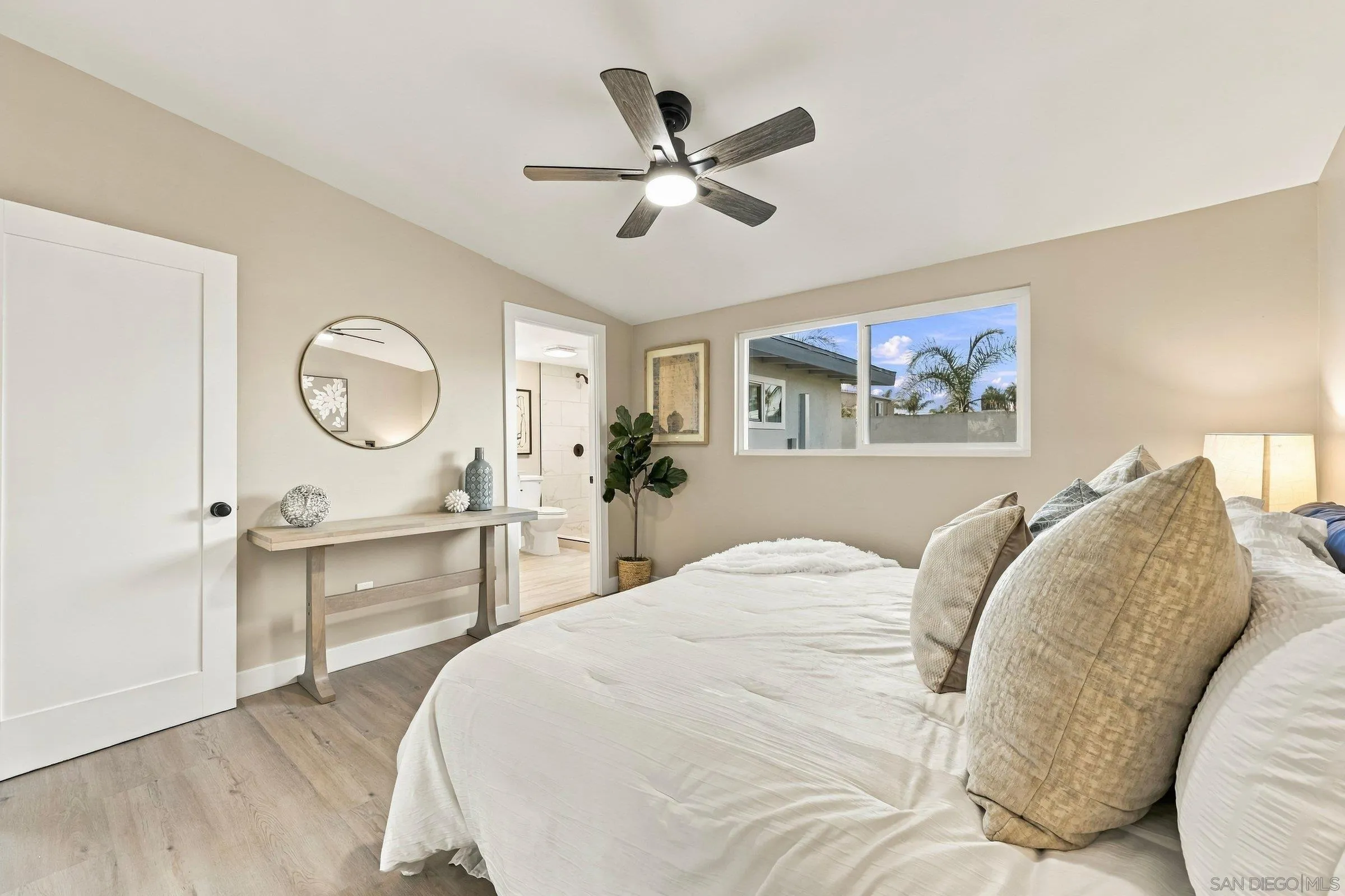 https://cdn.realtyfeed.com/cdn/127/260024509/fd8dc4bda8367ee12038ea815e3a6e62.webp