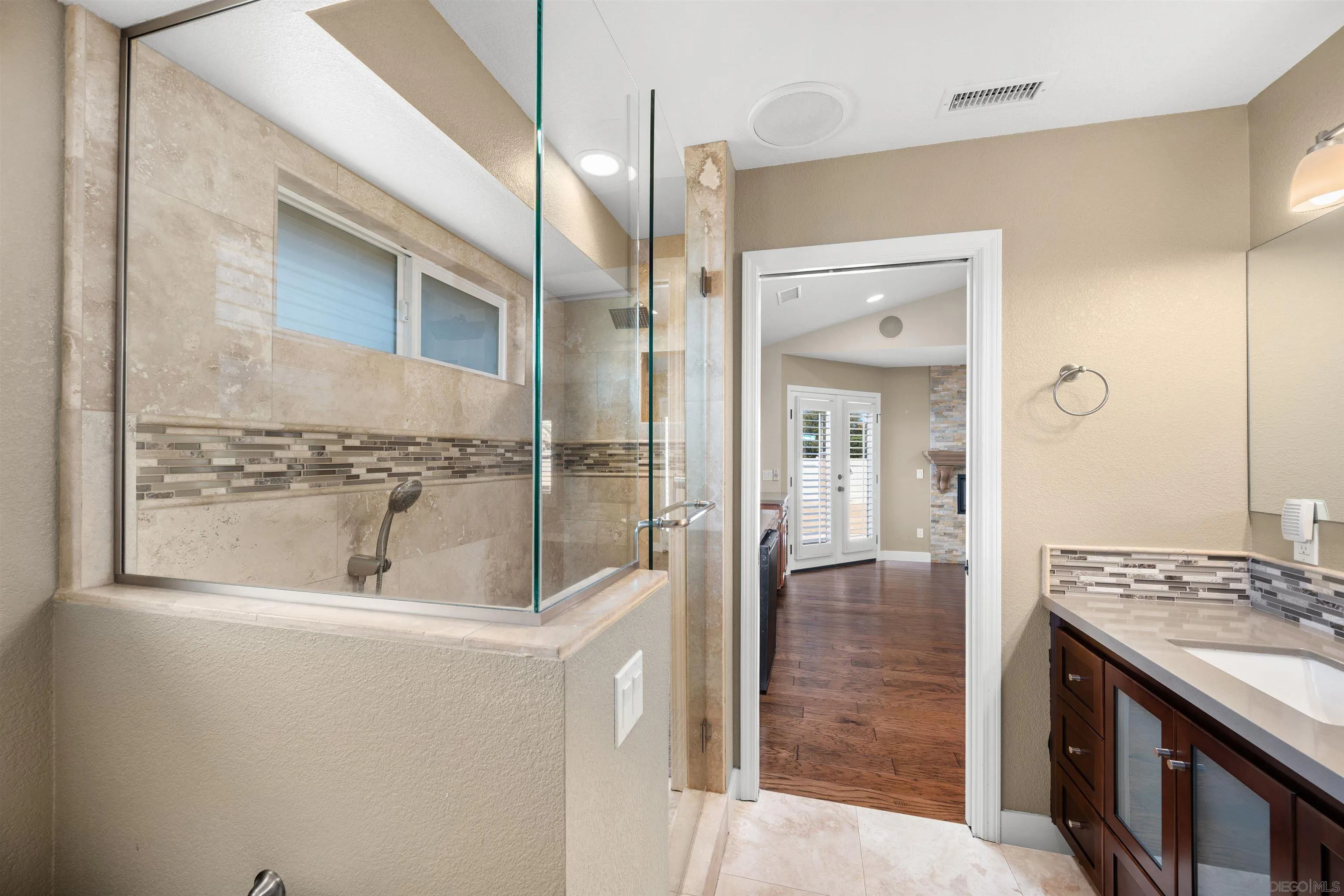 6811 Boxford Drive, San Diego, CA 92117, photo 25