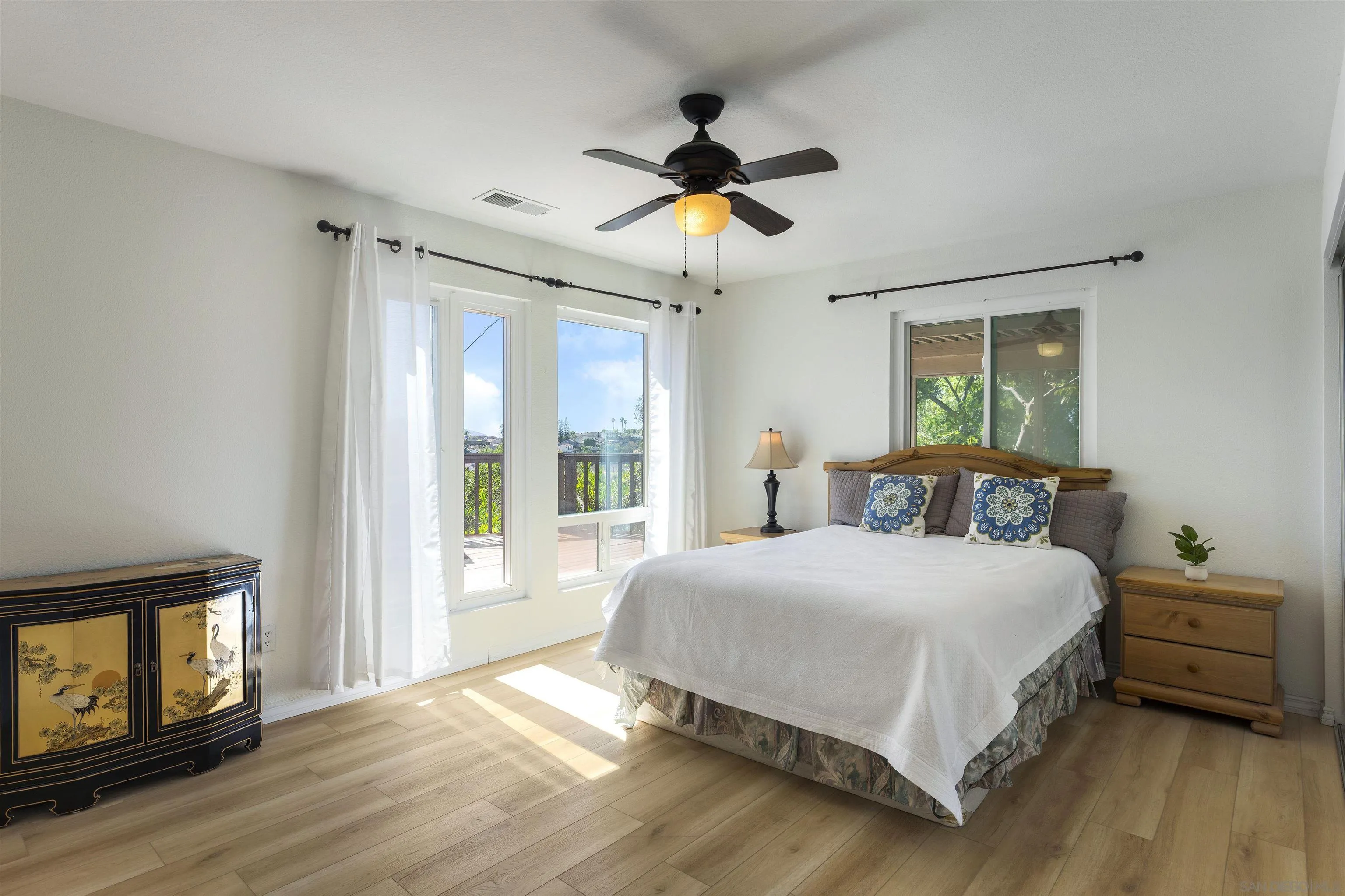 https://cdn.realtyfeed.com/cdn/127/260024512/3e70615ea665d0b369b42946d7ea91e5.webp