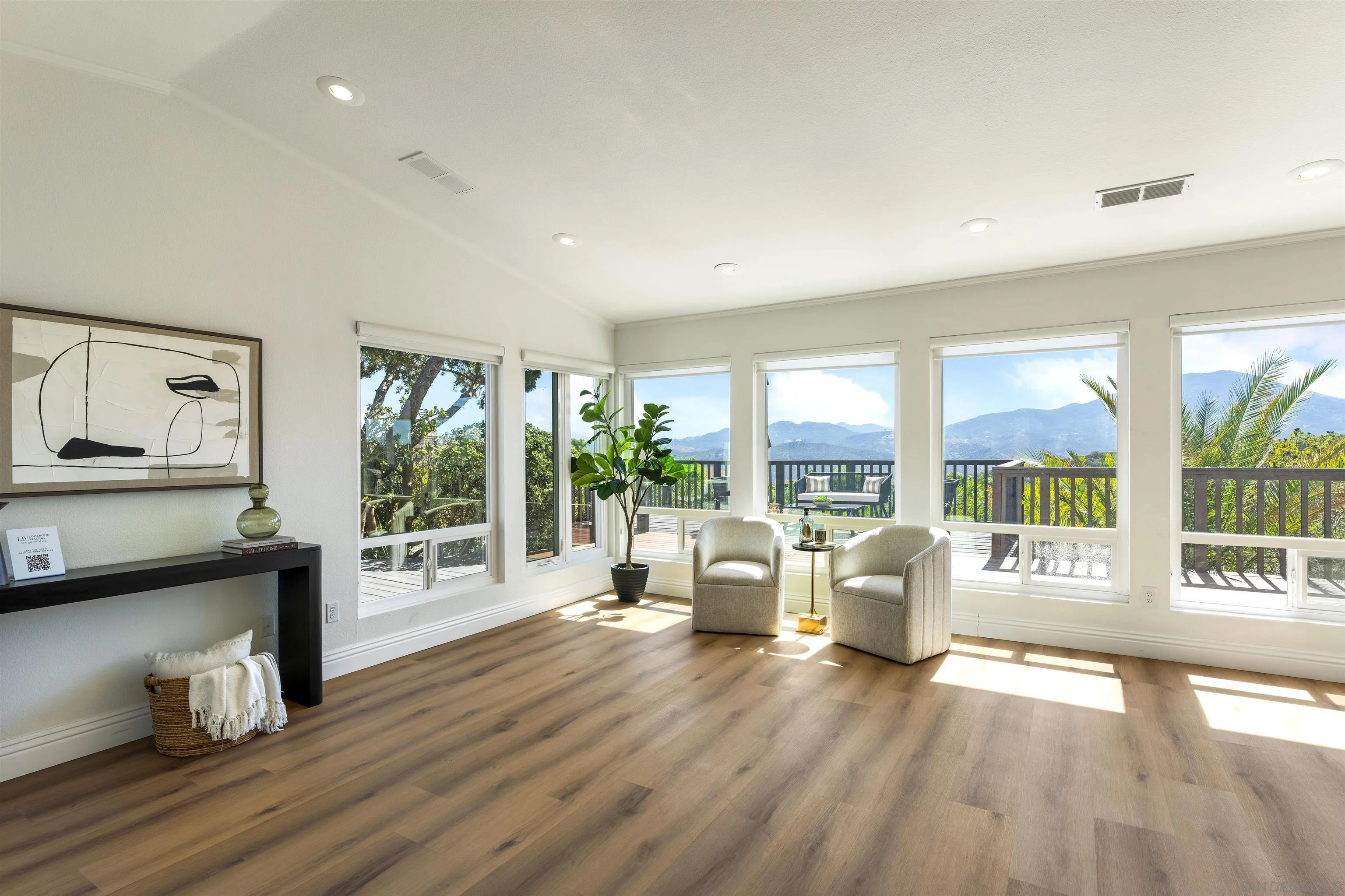 https://cdn.realtyfeed.com/cdn/127/260024512/ed403df07b31851c32958305129b4967.webp