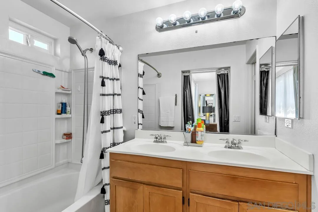 https://cdn.realtyfeed.com/cdn/127/260024514/23e478dd8efcfd6b81cd4368b469caae.webp