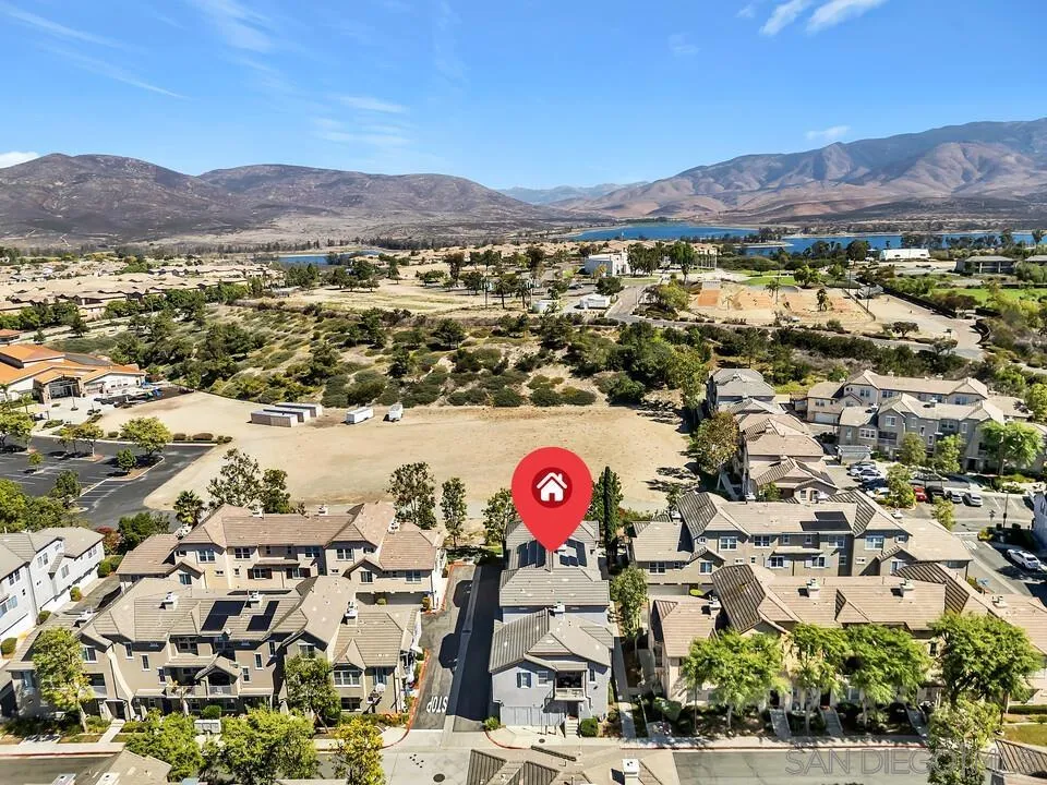 https://cdn.realtyfeed.com/cdn/127/260024514/41761ebdbace0ed6a8ba0453d7c9ee39.webp