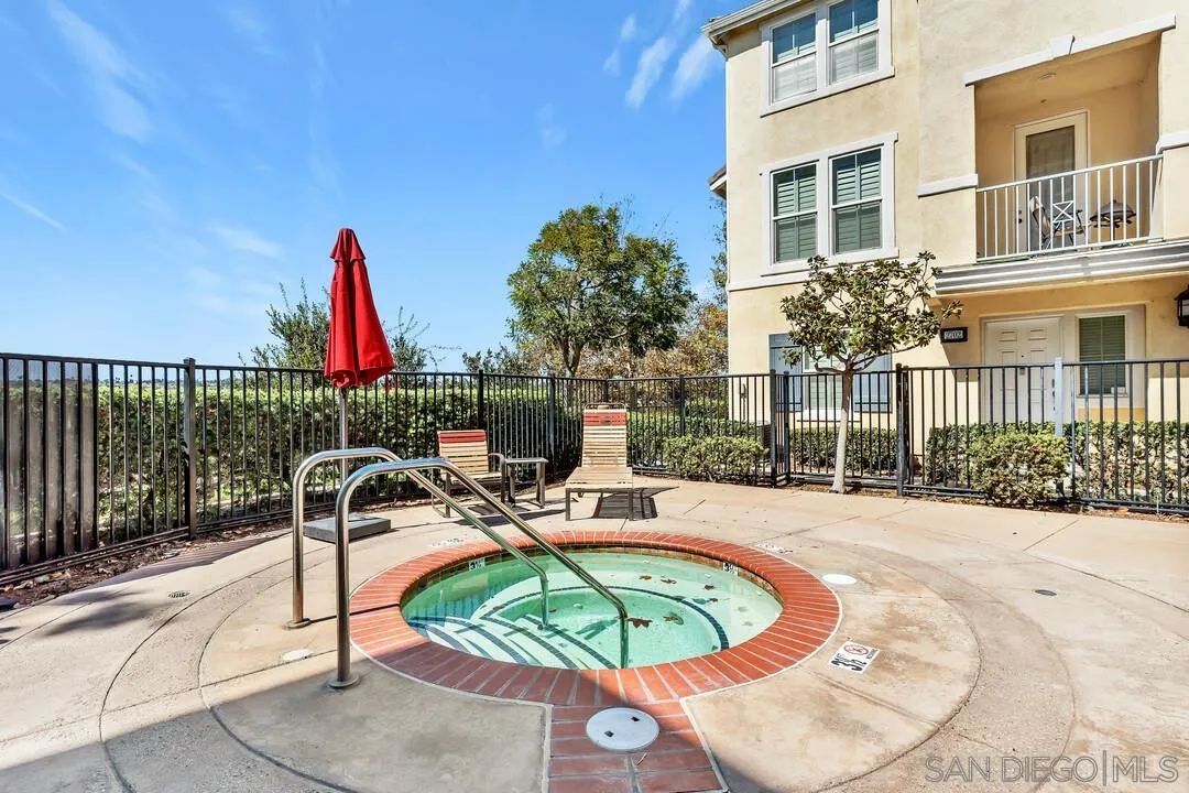 https://cdn.realtyfeed.com/cdn/127/260024514/6f76da2ae59a03a7e89969df470f0ea6.webp