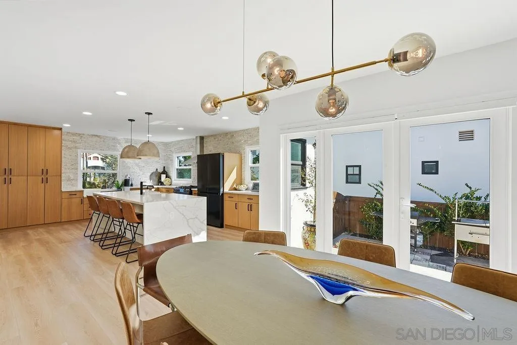 https://cdn.realtyfeed.com/cdn/127/260024515/4a6abd9462488f5b0fde93733561558b.webp