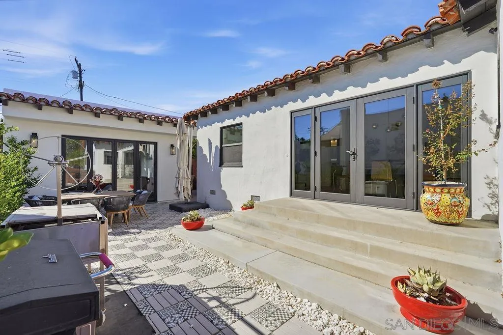 https://cdn.realtyfeed.com/cdn/127/260024515/d105d5b03f34edb5b6a0b425fe23b1b4.webp