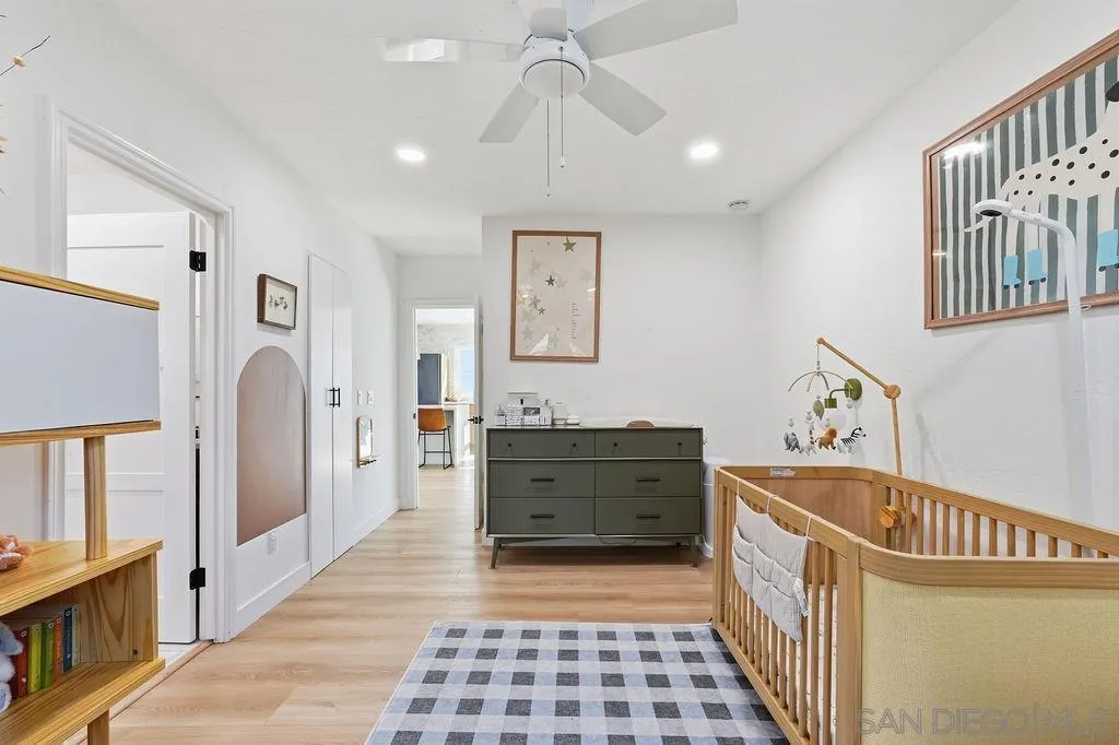 https://cdn.realtyfeed.com/cdn/127/260024515/e5a71b5360e24f284cac28fabc5097c0.webp