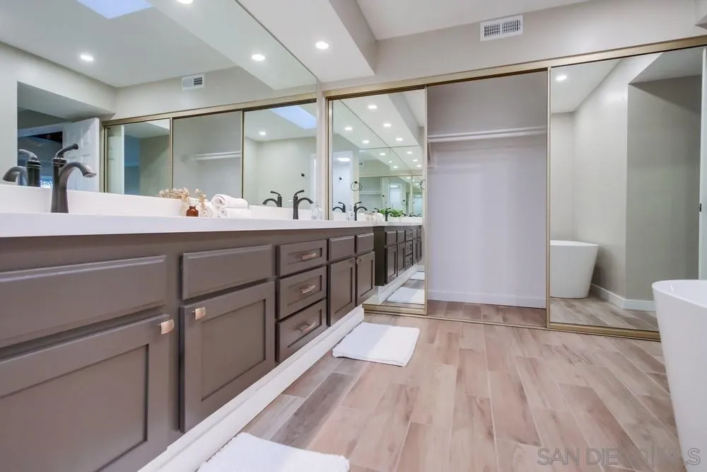 https://cdn.realtyfeed.com/cdn/127/260024521/1f564911a0a93422ad1d5ec012b33bf0.webp