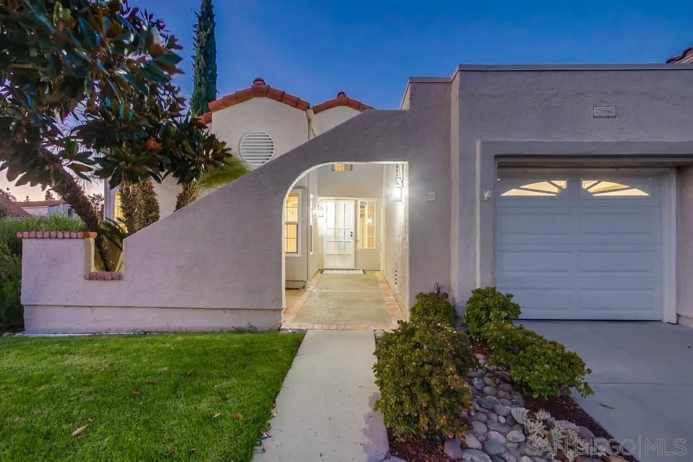12566 Calle Tamega 108, San Diego CA 92128
