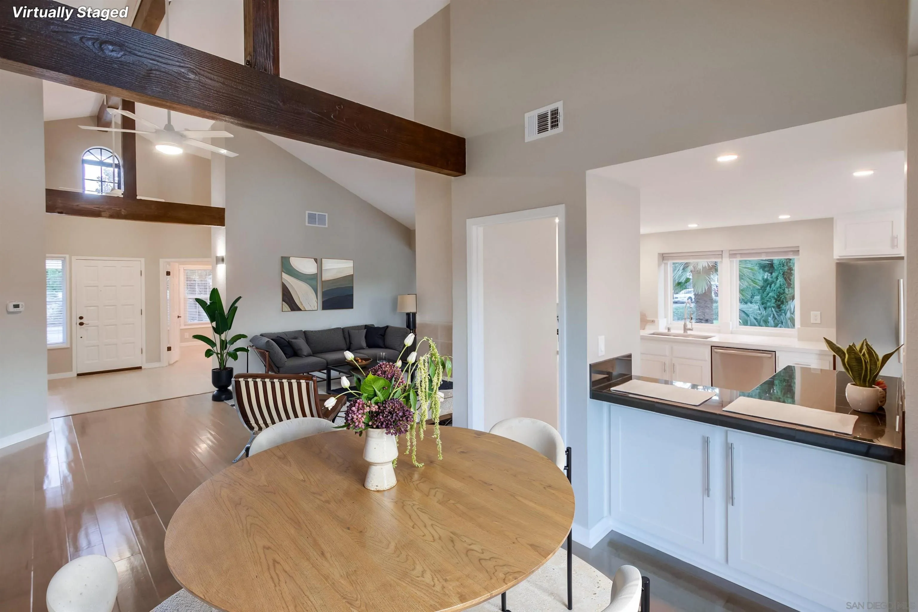 https://cdn.realtyfeed.com/cdn/127/260024521/6ab6e4077a580b66cc15ab5d00c1a5ae.webp