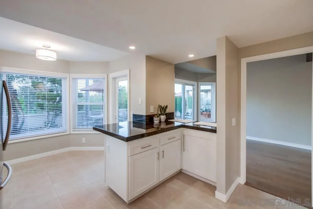https://cdn.realtyfeed.com/cdn/127/260024521/6d889c080ae7dd4f753aacf8a69aead7.webp
