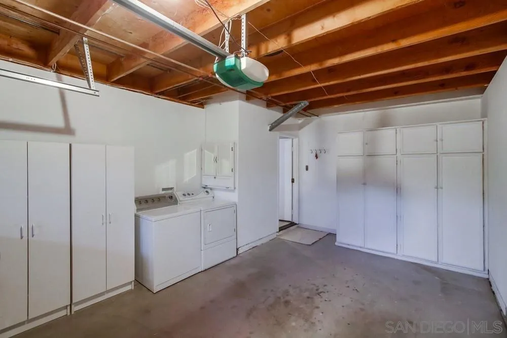 https://cdn.realtyfeed.com/cdn/127/260024521/a12a0d3800abdb09ff413cb0781fb80a.webp