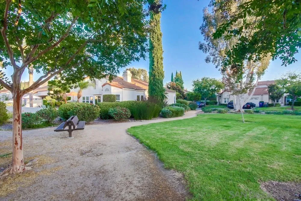https://cdn.realtyfeed.com/cdn/127/260024521/abfdd8d12c73b627d45981c9162291d8.webp