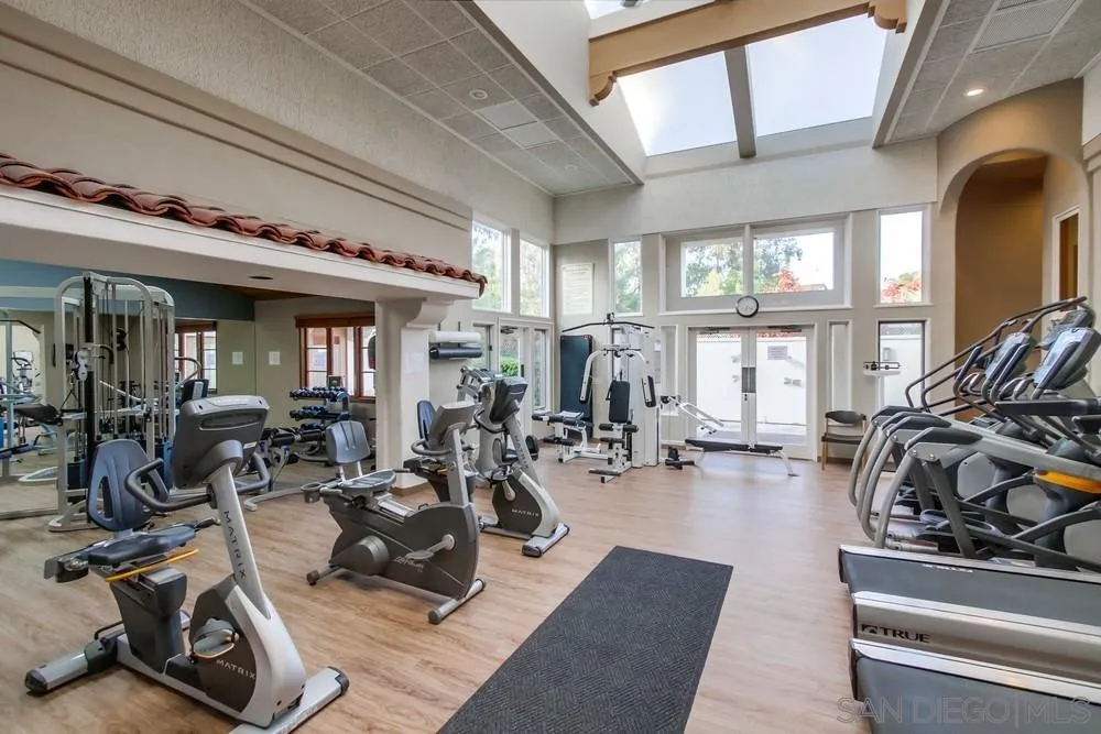 https://cdn.realtyfeed.com/cdn/127/260024521/f22c39893f5c09aad2f613e3c4752a89.webp