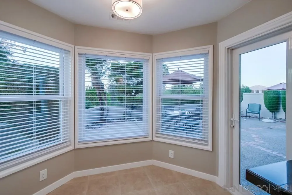 https://cdn.realtyfeed.com/cdn/127/260024521/f95c717f04eff5e7fcfc2b41cc83ebb8.webp