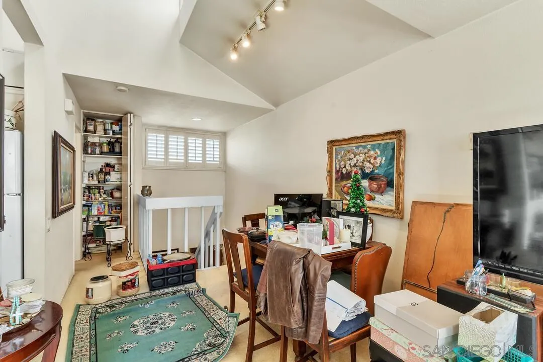 https://cdn.realtyfeed.com/cdn/127/260024525/14bdcd55d664eedc36968afed406c853.webp