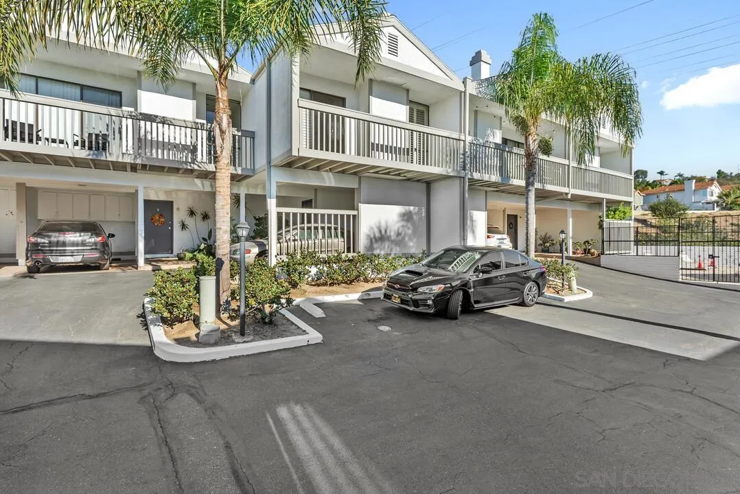 https://cdn.realtyfeed.com/cdn/127/260024525/f03e7bd81bd53093de233bc11694deda.webp