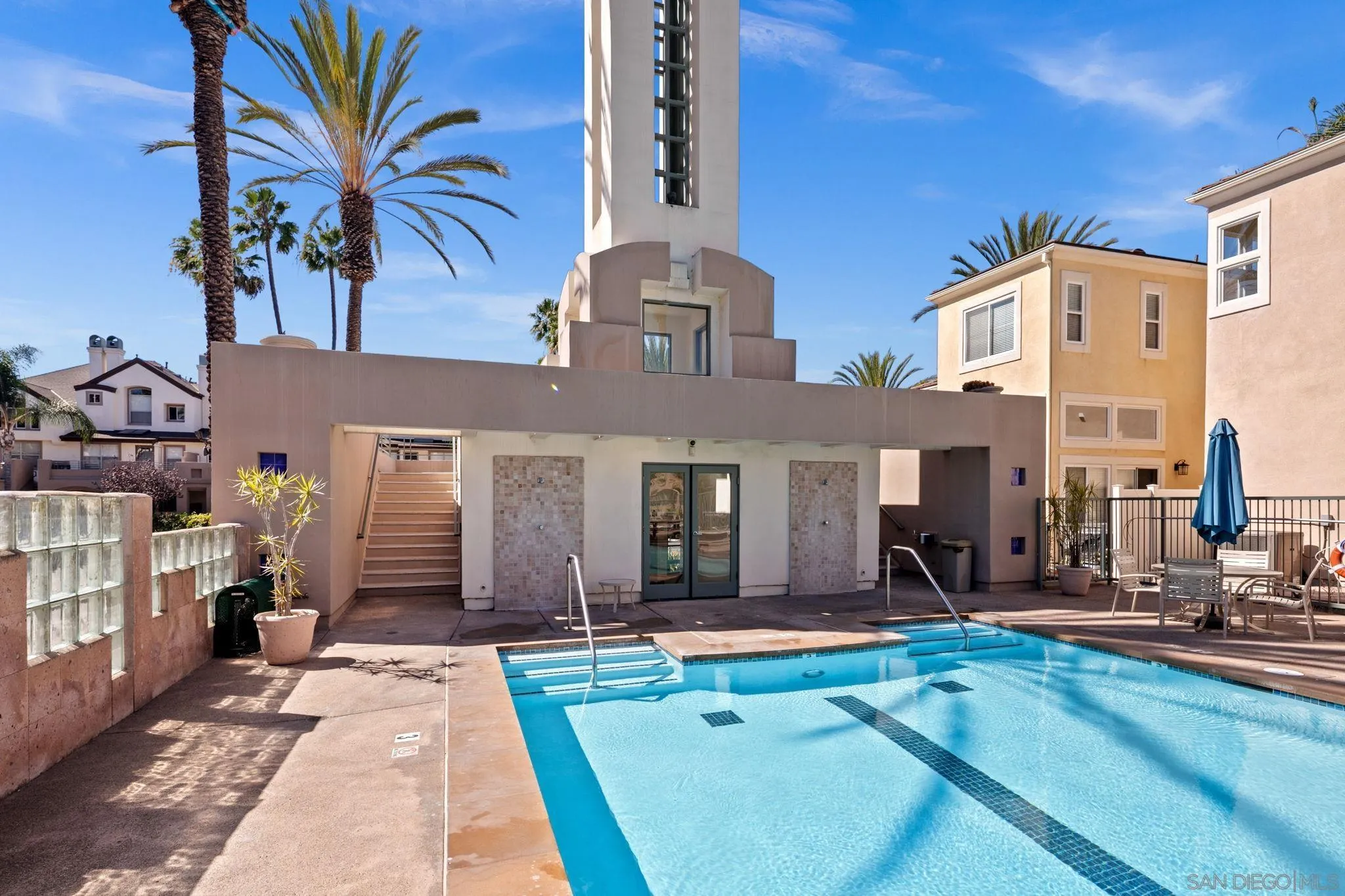 https://cdn.realtyfeed.com/cdn/127/260024526/4be1d54f27667852de2e9f4bececabd4.webp
