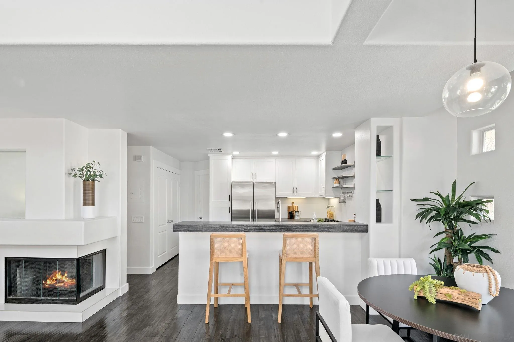 https://cdn.realtyfeed.com/cdn/127/260024526/56c034d8631f2378ebec2edfc51836ed.webp