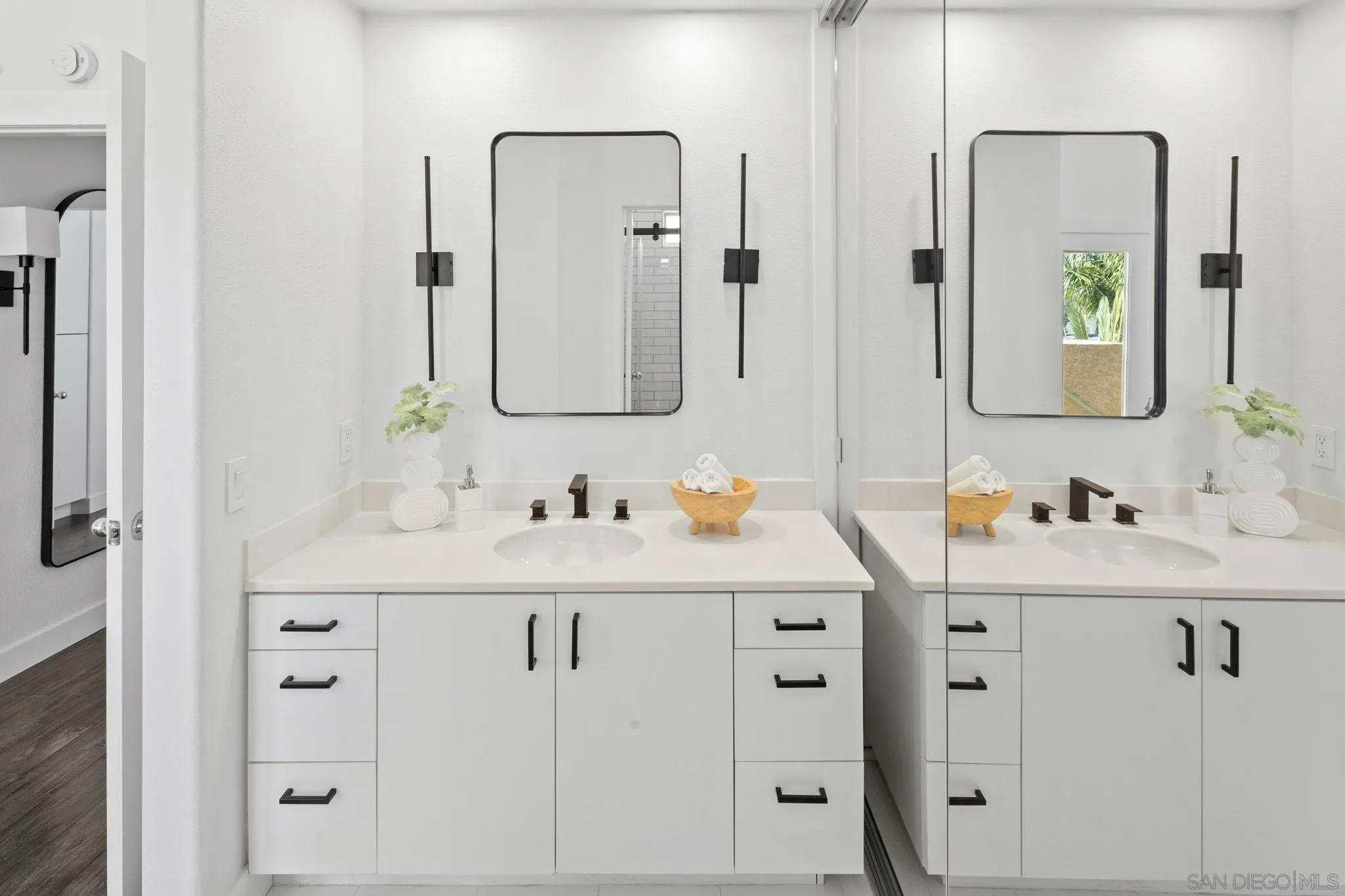 https://cdn.realtyfeed.com/cdn/127/260024526/f6d31e413911aec963350c1c397b6725.webp