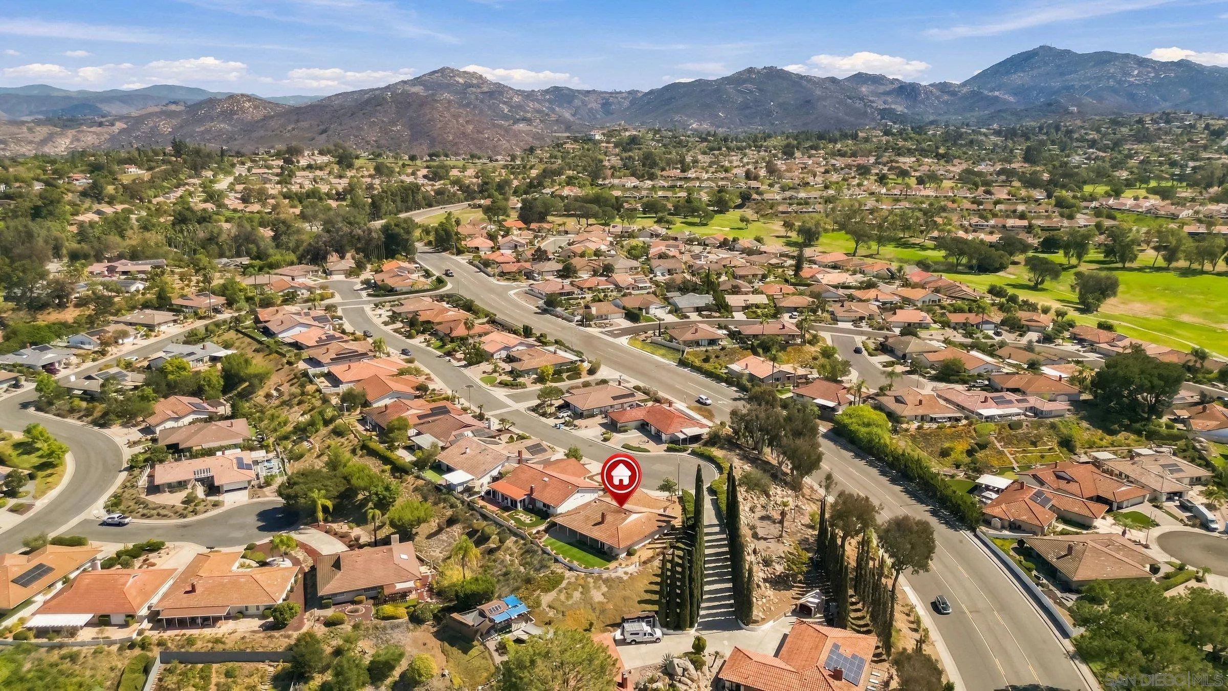 https://cdn.realtyfeed.com/cdn/127/260024530/289ef844f9d5afba7b09d7cf55ef2c53.webp