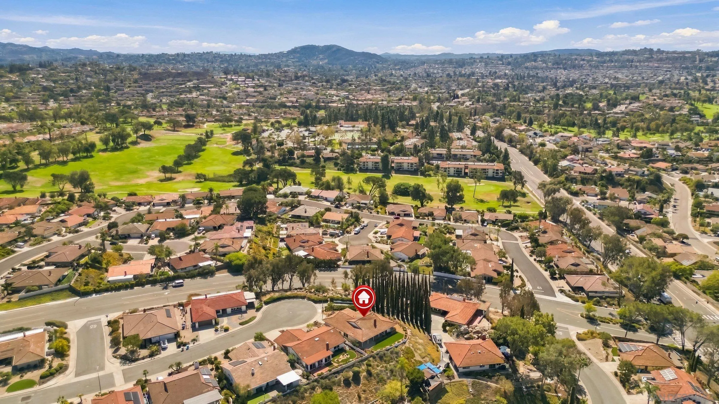 https://cdn.realtyfeed.com/cdn/127/260024530/3787ebe4090ec82169cb52d7c518ef55.webp
