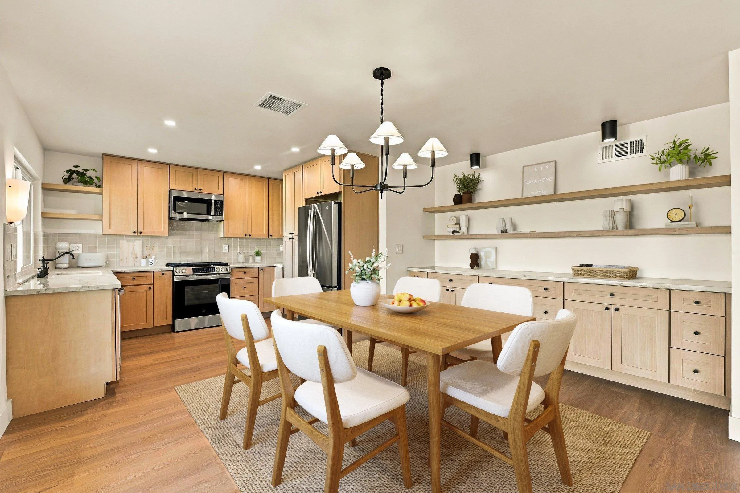 https://cdn.realtyfeed.com/cdn/127/260024530/8b99024c8f2671dd0f48d7a3cbc4bb41.webp
