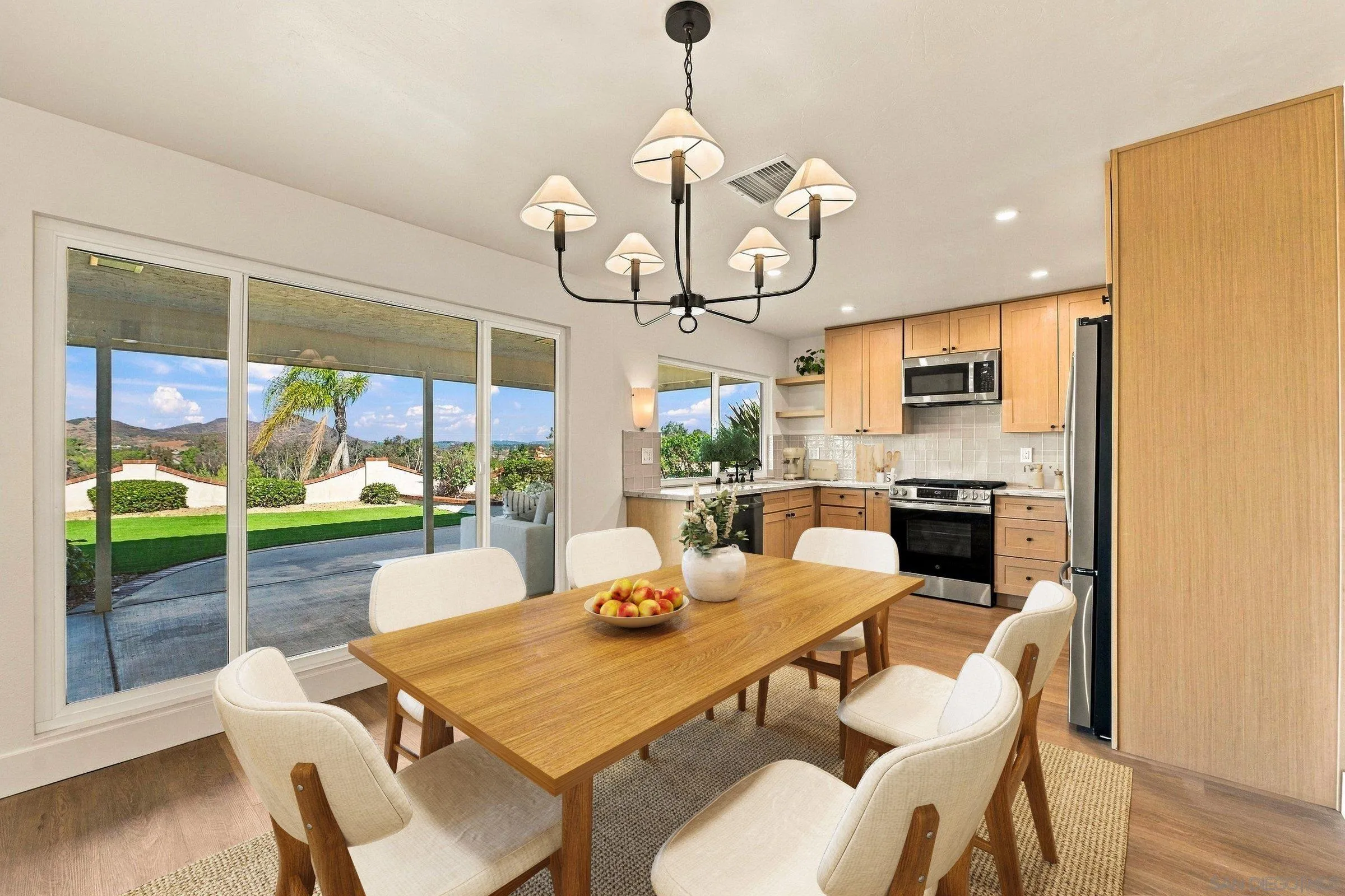 https://cdn.realtyfeed.com/cdn/127/260024530/b77ca06440141fdc9903590d0b601e12.webp