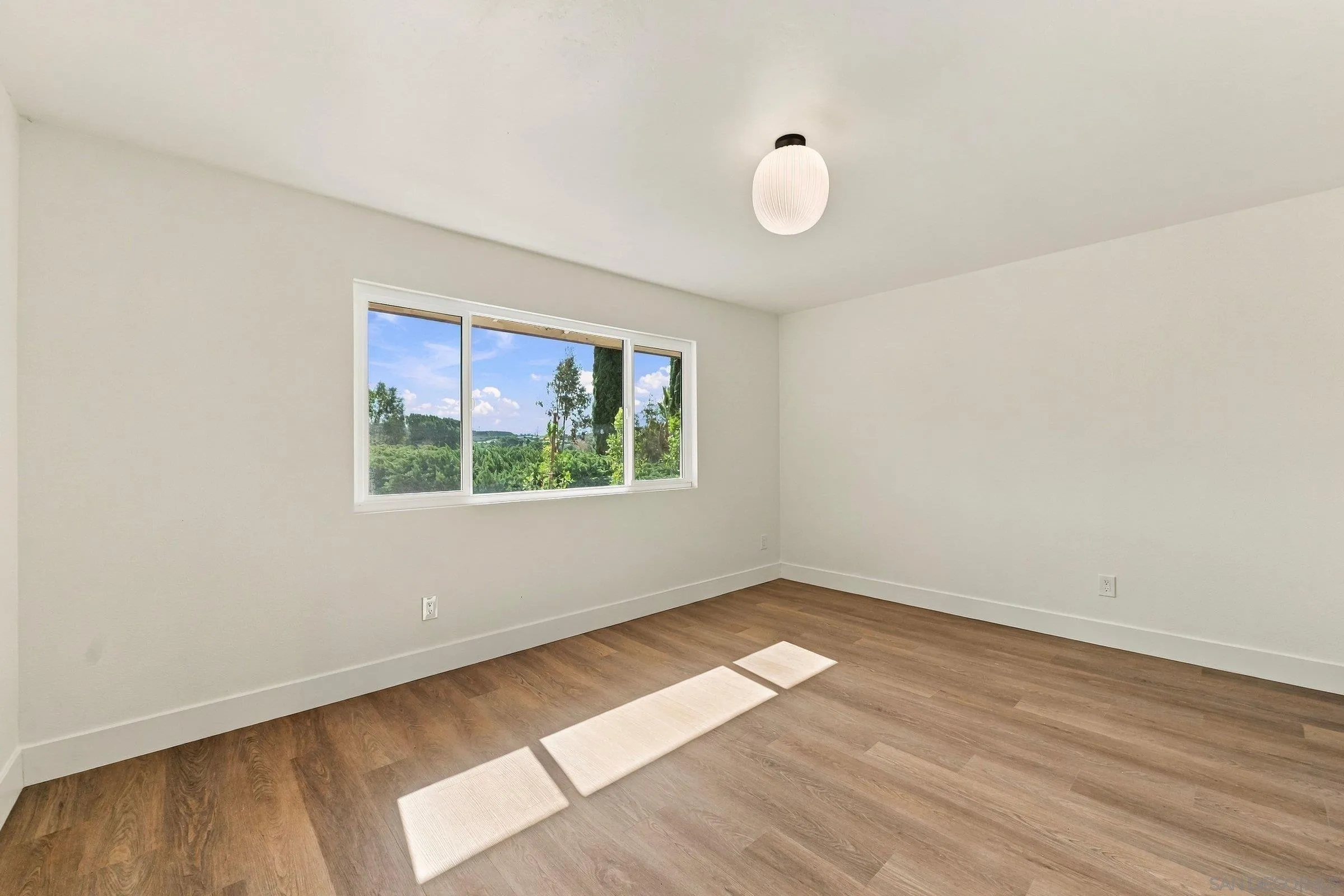 https://cdn.realtyfeed.com/cdn/127/260024530/d9352d6c15859a64787b47c7c1293364.webp