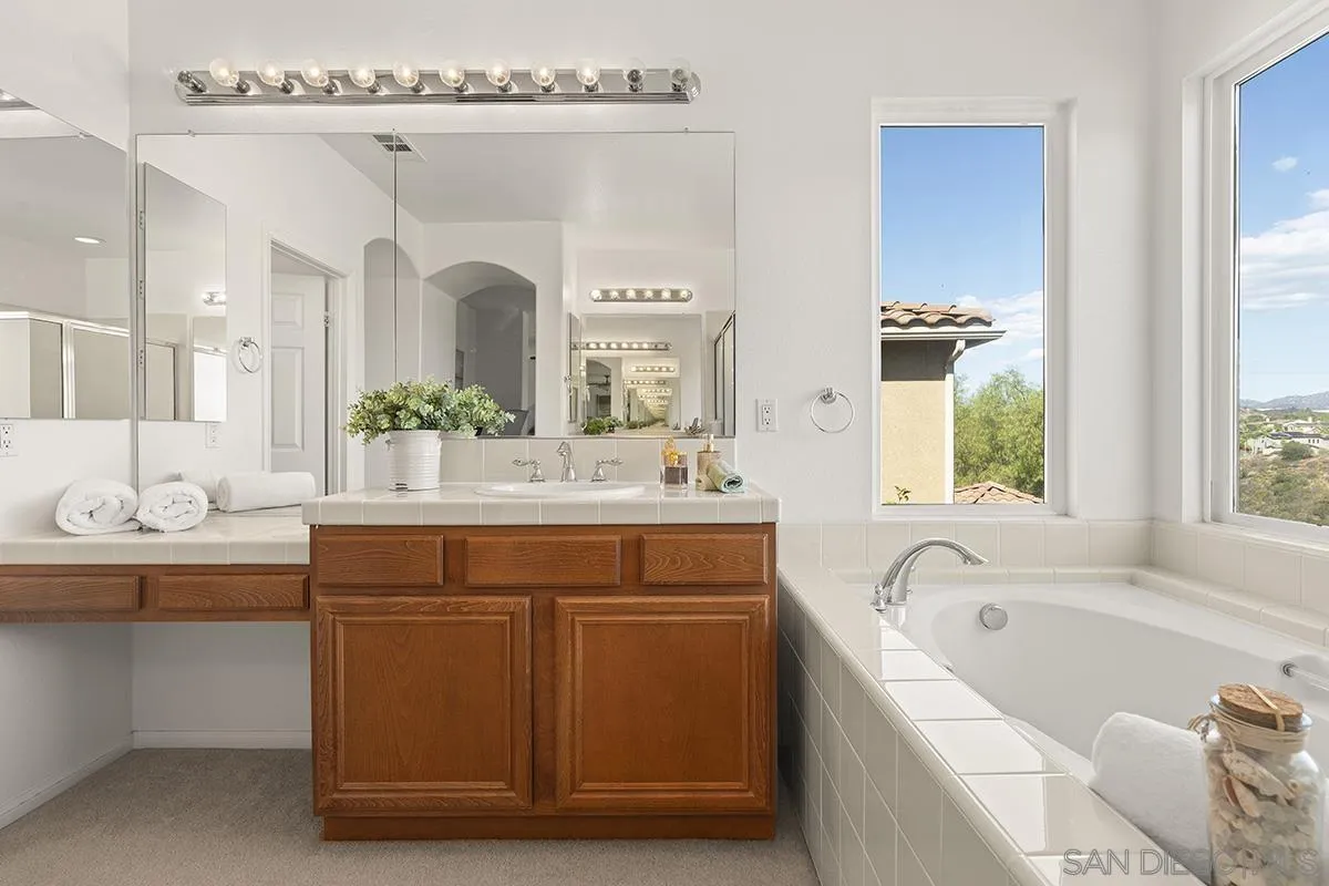 https://cdn.realtyfeed.com/cdn/127/260024533/0009eeaa55c222ead31fd7e6e473141e.webp