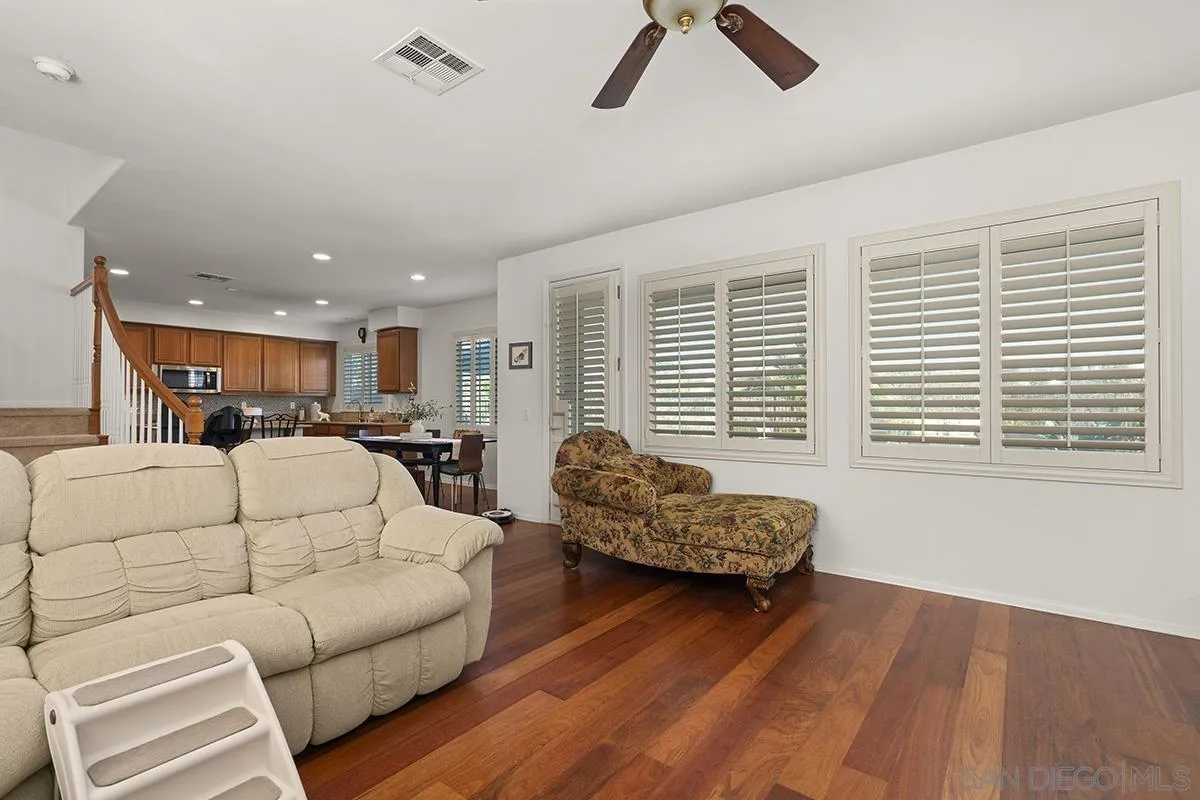 https://cdn.realtyfeed.com/cdn/127/260024533/10cbfeb588107b6efdb4cae139de0ea1.webp
