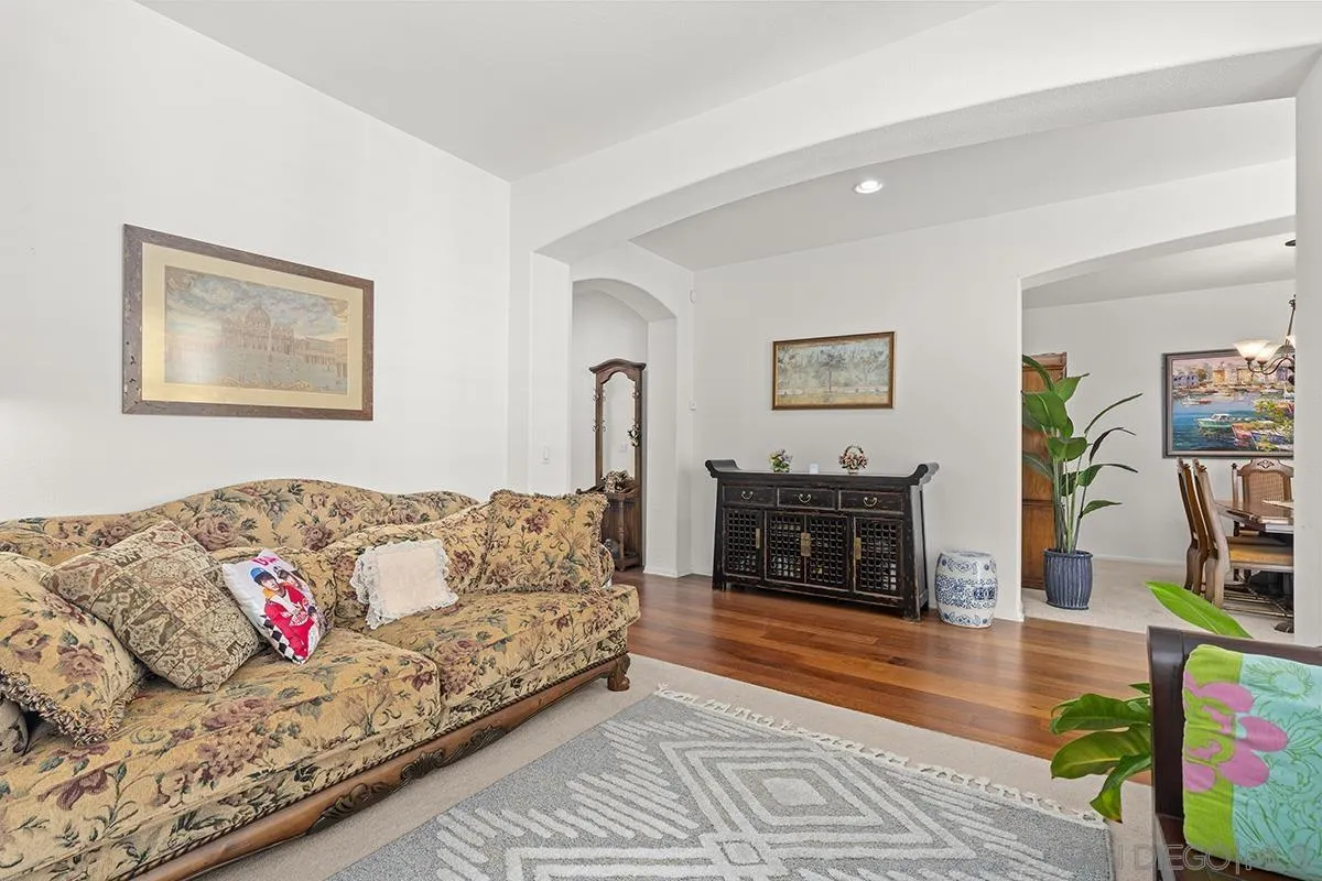 https://cdn.realtyfeed.com/cdn/127/260024533/17018a7afe09ed3fcaed1bf7262c6fdb.webp