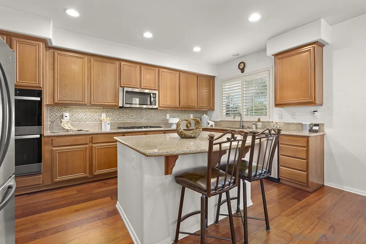 https://cdn.realtyfeed.com/cdn/127/260024533/40270c9b03a85ef6ccb4acde4ea725d9.webp