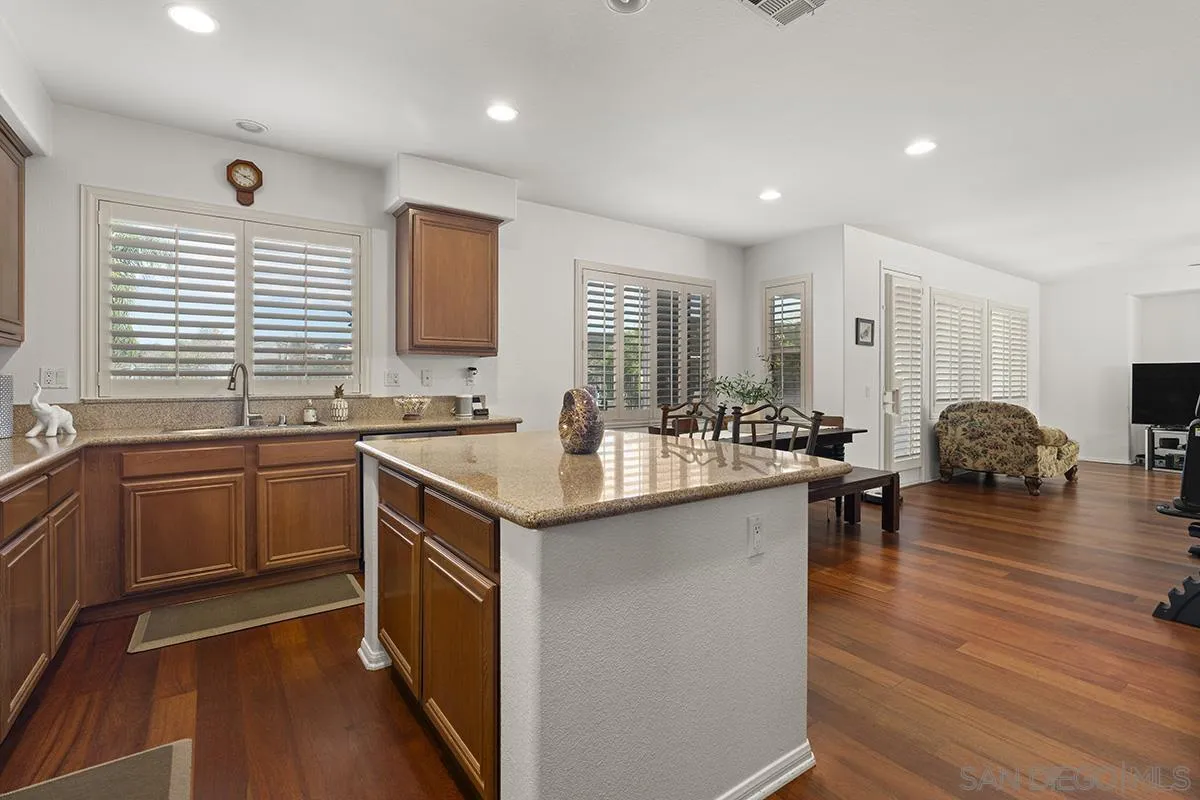 https://cdn.realtyfeed.com/cdn/127/260024533/628f0b27f163bcab8f64fadb6b362541.webp