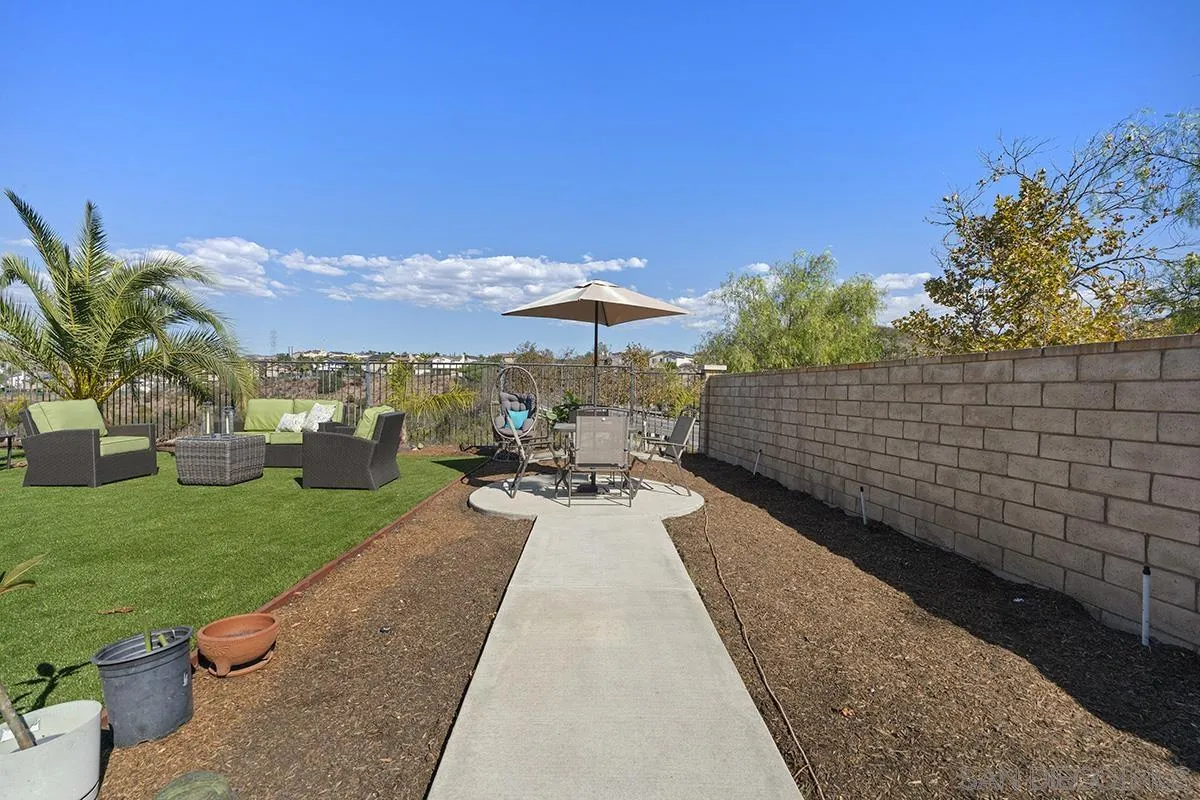 https://cdn.realtyfeed.com/cdn/127/260024533/677f75e6731f31e0fc7e988d436635cf.webp
