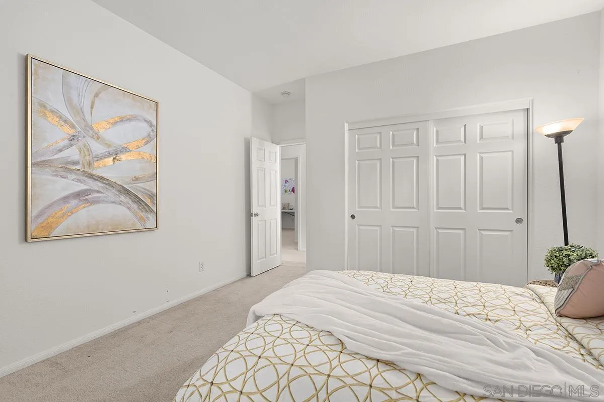 https://cdn.realtyfeed.com/cdn/127/260024533/7a48e90bc4b002153a6b4db3bae4f8ef.webp