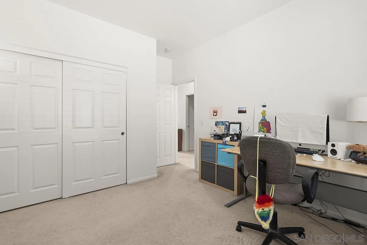 https://cdn.realtyfeed.com/cdn/127/260024533/946a70f24b9a714f44f4ba17c381d4fe.webp