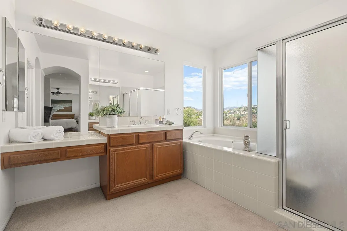 https://cdn.realtyfeed.com/cdn/127/260024533/ec8d2f38cd50e29862d731e1683b6be7.webp