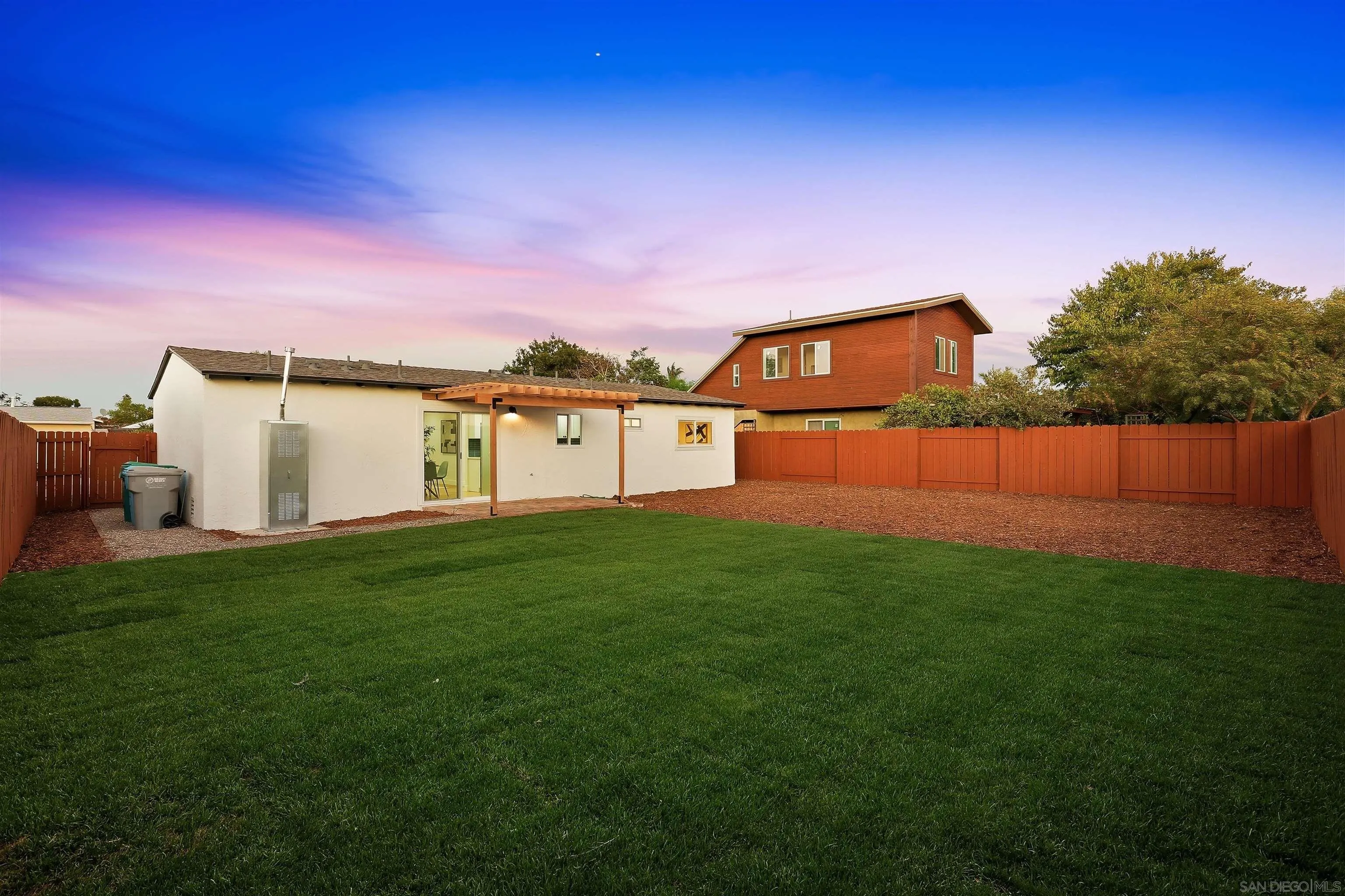 https://cdn.realtyfeed.com/cdn/127/260024535/76da053a40712527eade0d85836f1f6b.webp