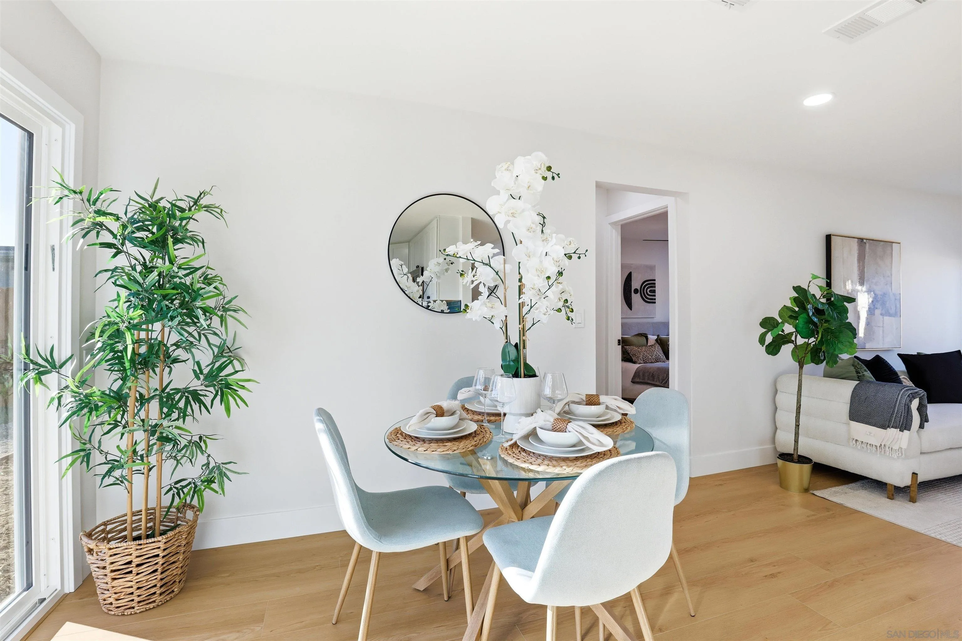 https://cdn.realtyfeed.com/cdn/127/260024535/bdd551171776ad49f3367dd8a6352c14.webp