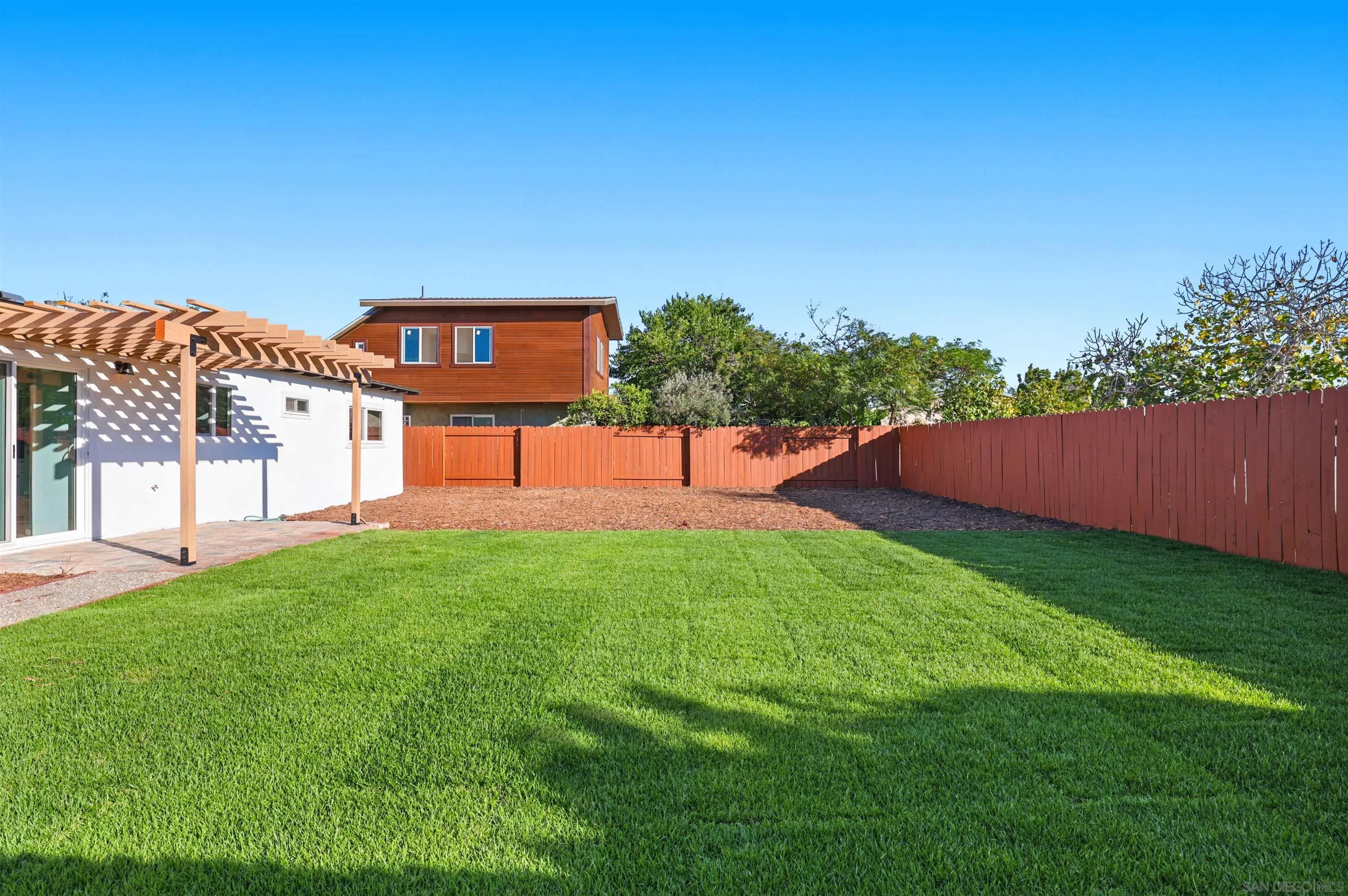 https://cdn.realtyfeed.com/cdn/127/260024535/e90cc054735bdc17a645db753ab5bb74.webp
