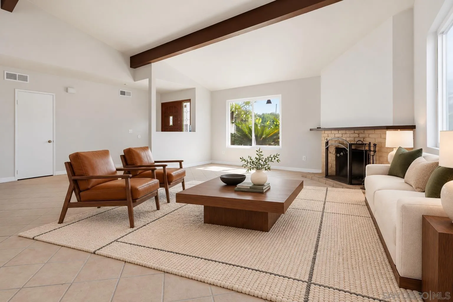 2190 Greenbrier Drive, Oceanside, CA 92054 - Photo 4 of 33, Oceanside, CA