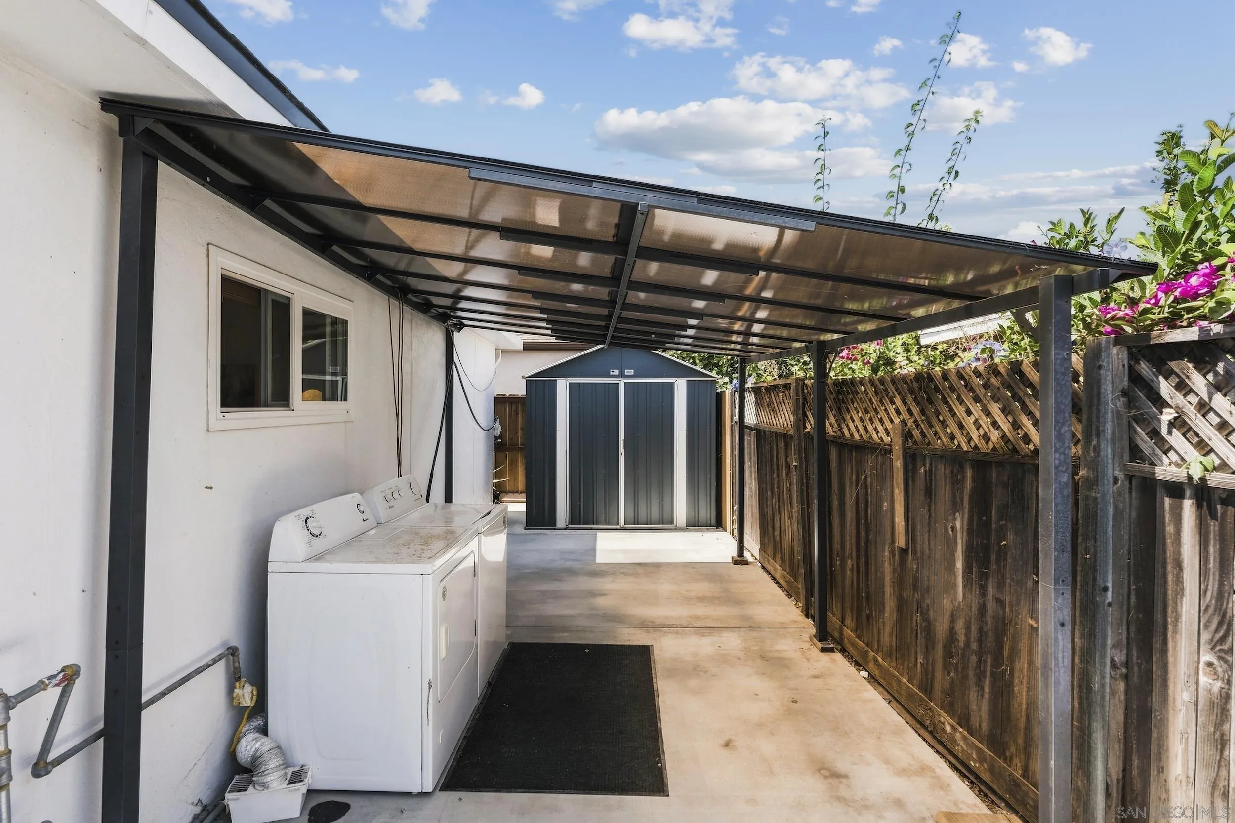 https://cdn.realtyfeed.com/cdn/127/260024543/4b12584c17d6abbbd449d14237ca0e3a.webp