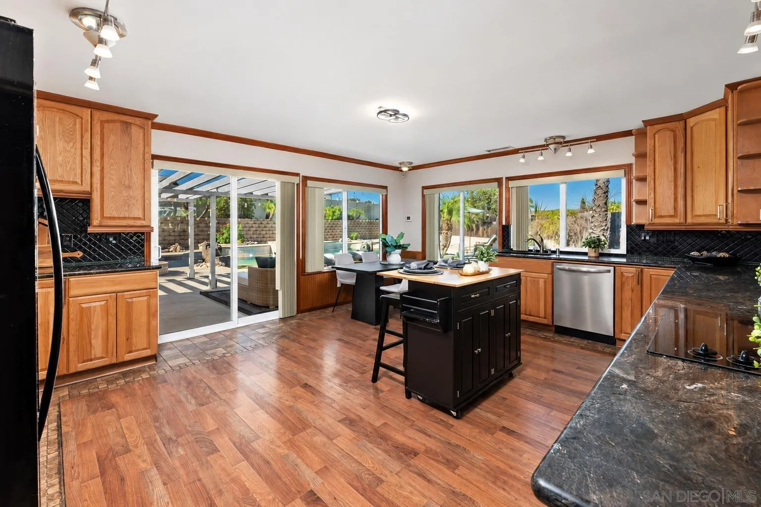 https://cdn.realtyfeed.com/cdn/127/260024547/952969a6f50609ab9a8dd7ea3111b864.webp