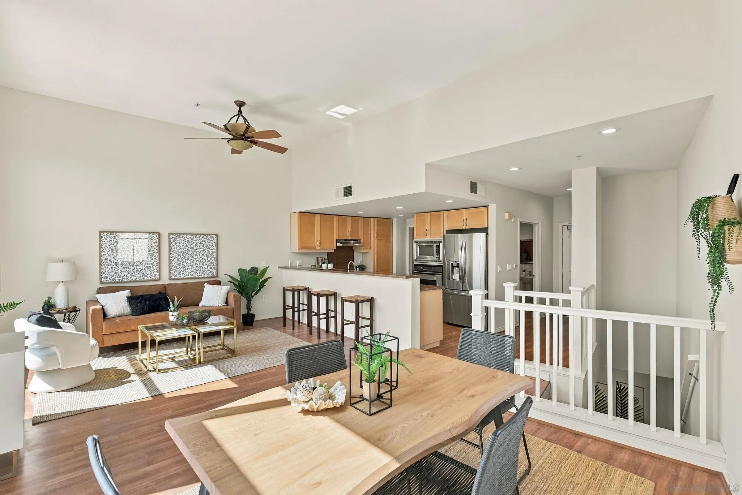 https://cdn.realtyfeed.com/cdn/127/260024566/339e54c54fc5b24ce395367631050547.webp