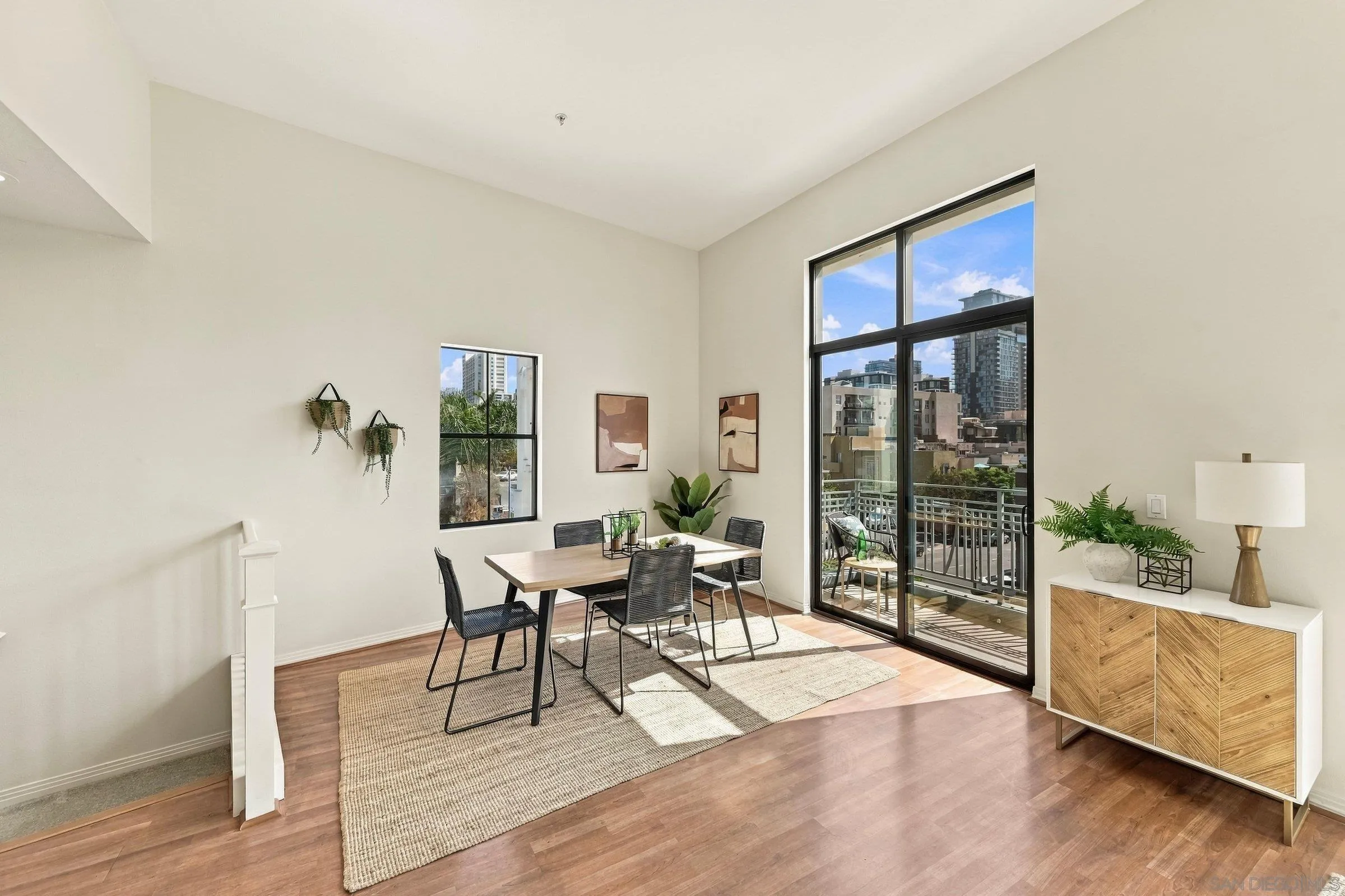 https://cdn.realtyfeed.com/cdn/127/260024566/e9e617e2cdb806a6a18b19962afc2a15.webp